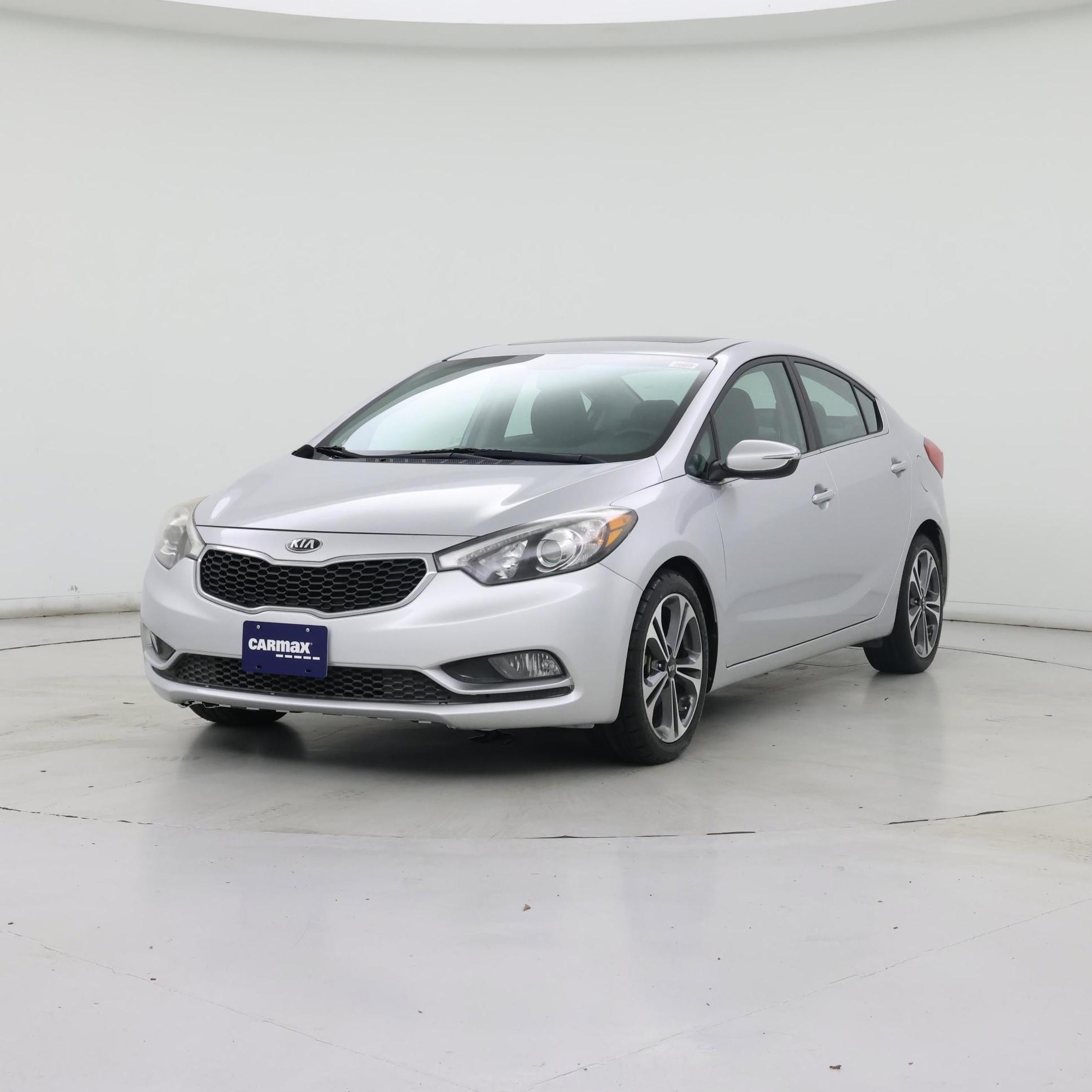 Thumbnail: 2015 Kia Forte - 4