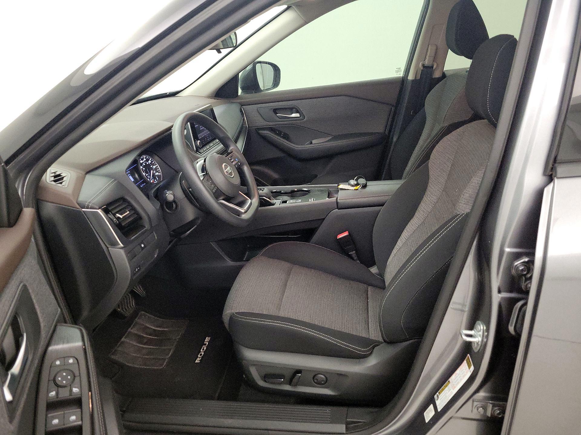 Thumbnail: 2021 Nissan Rogue - 11