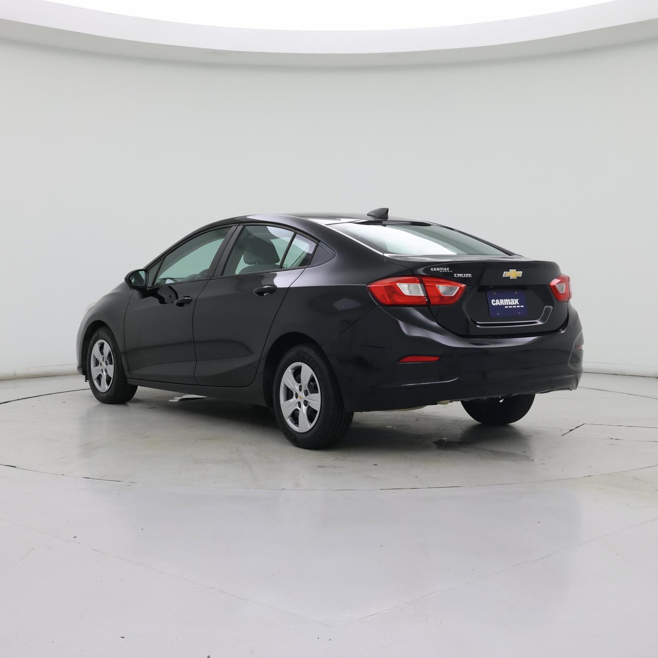 Thumbnail: 2018 Chevrolet Cruze - 2