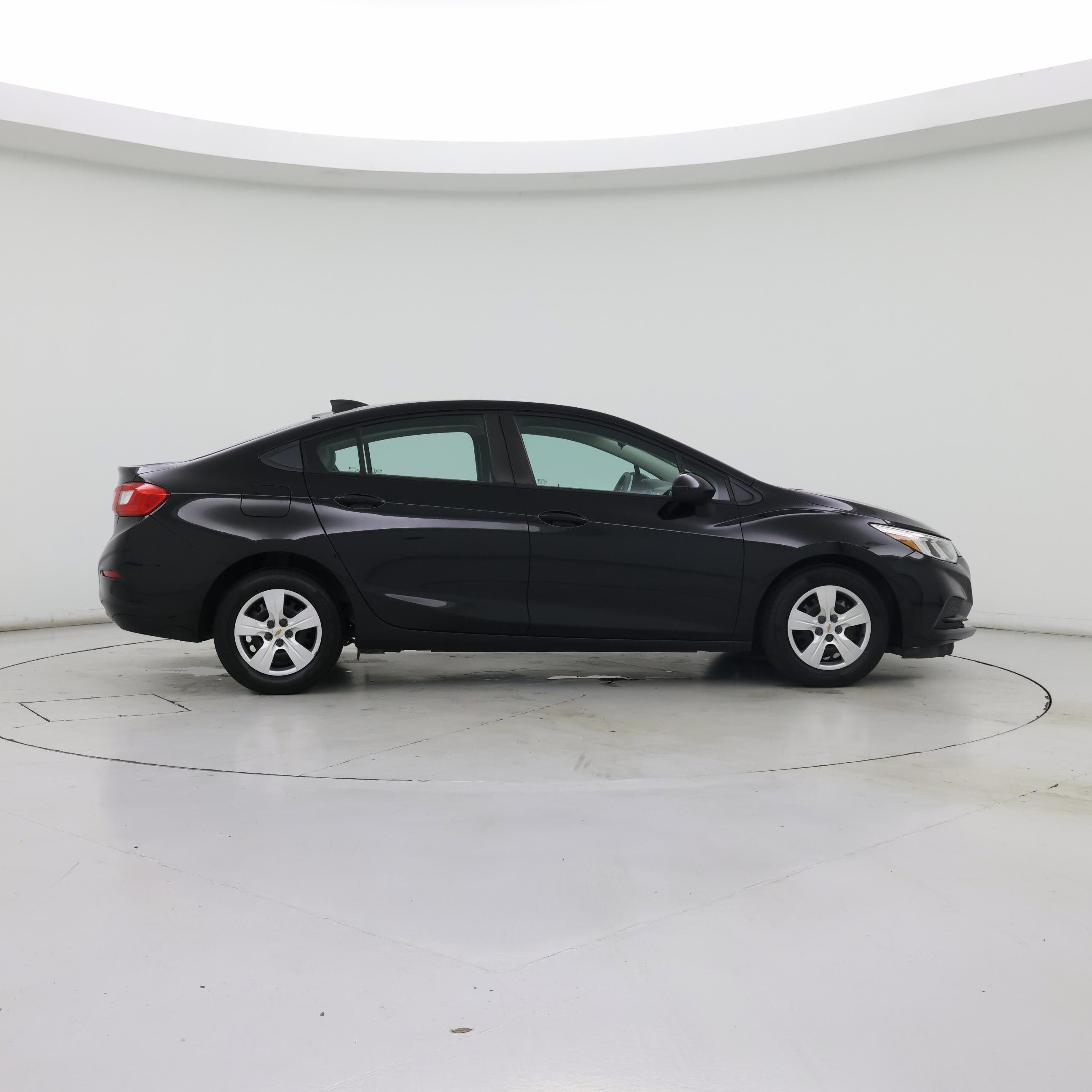Thumbnail: 2018 Chevrolet Cruze - 7
