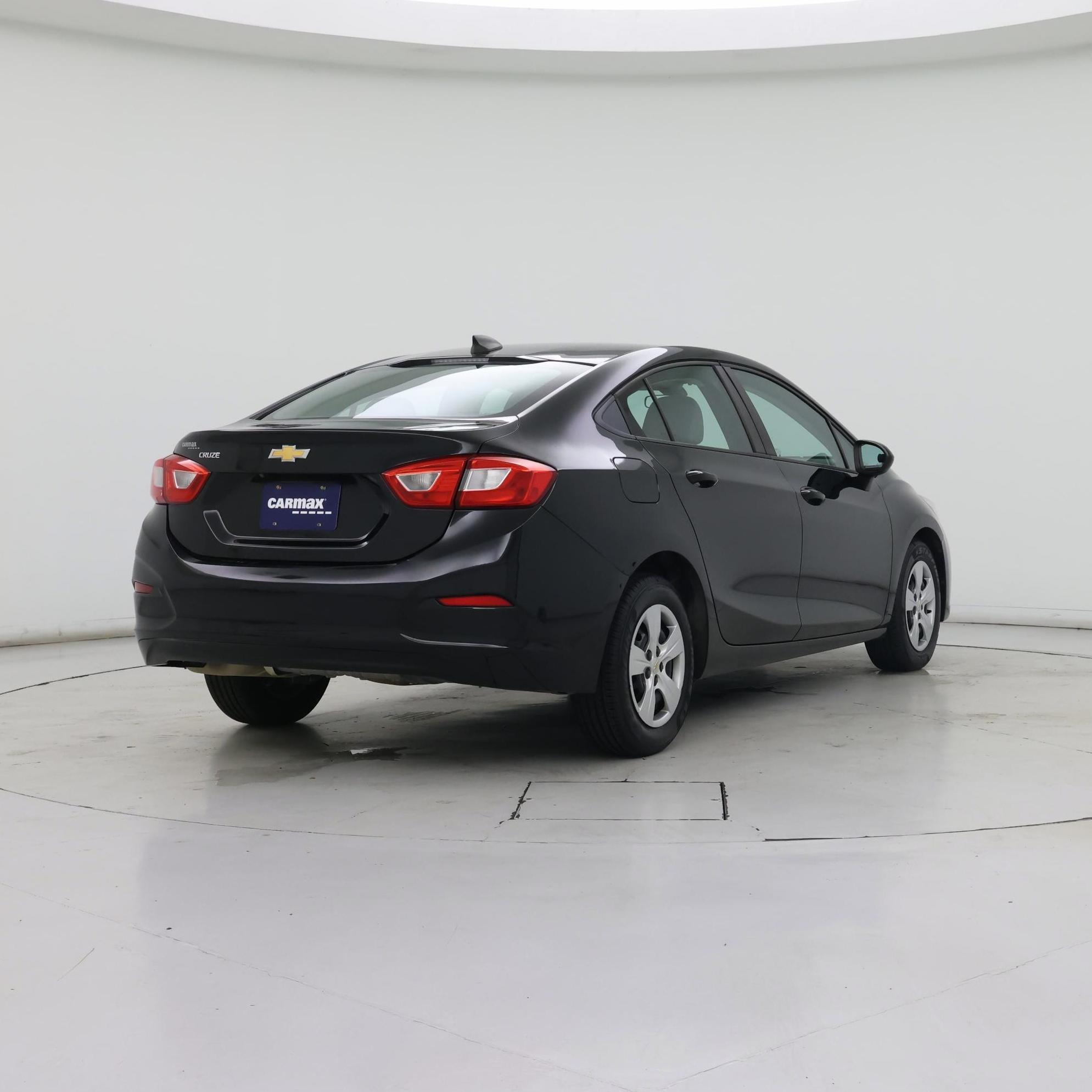 Thumbnail: 2018 Chevrolet Cruze - 8