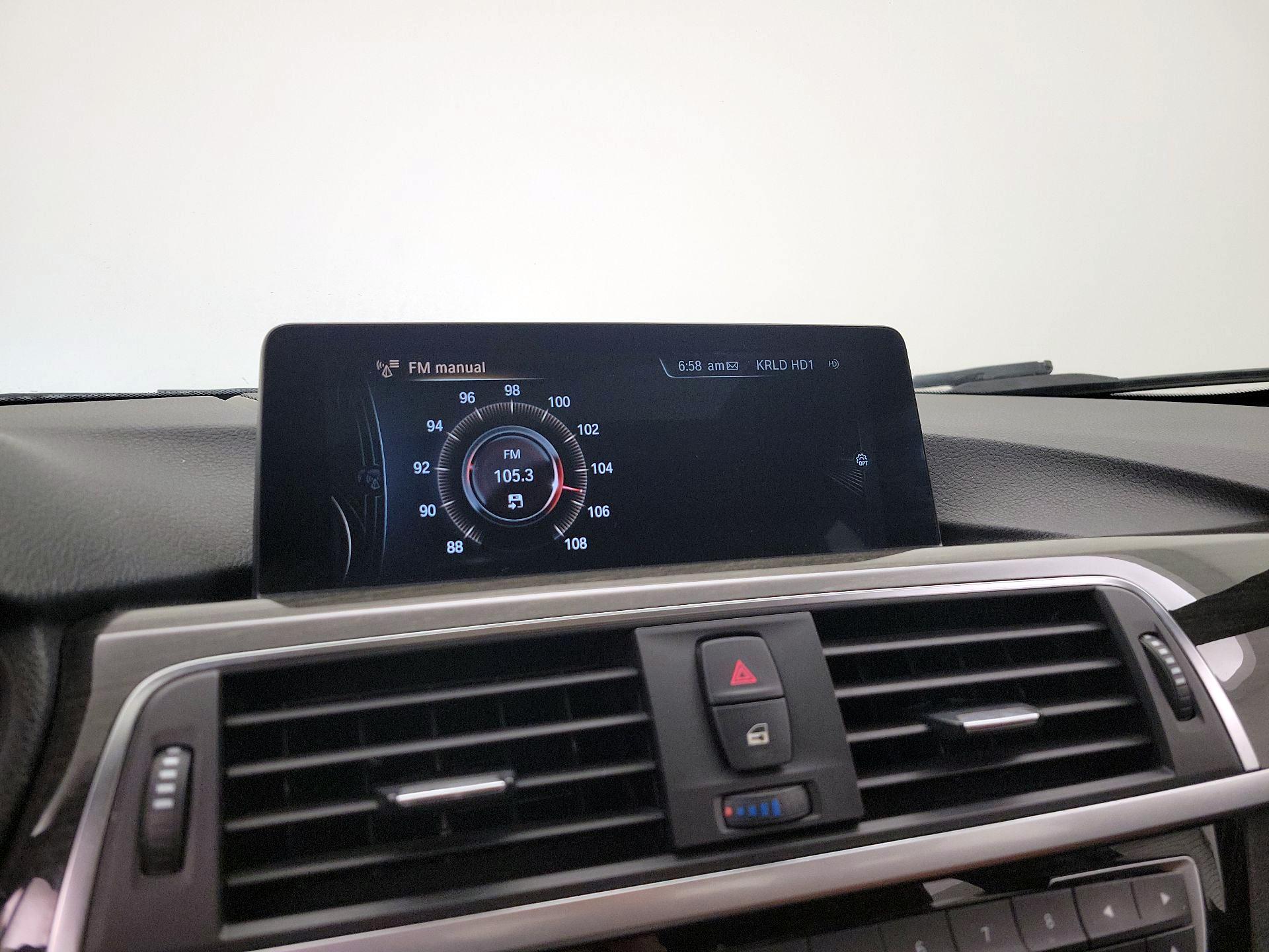 Thumbnail: 2016 BMW 3 Series - 15