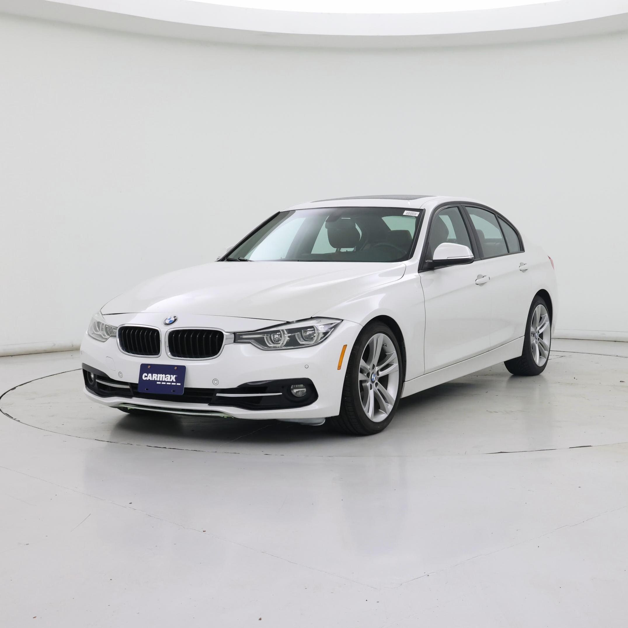 Thumbnail: 2016 BMW 3 Series - 4