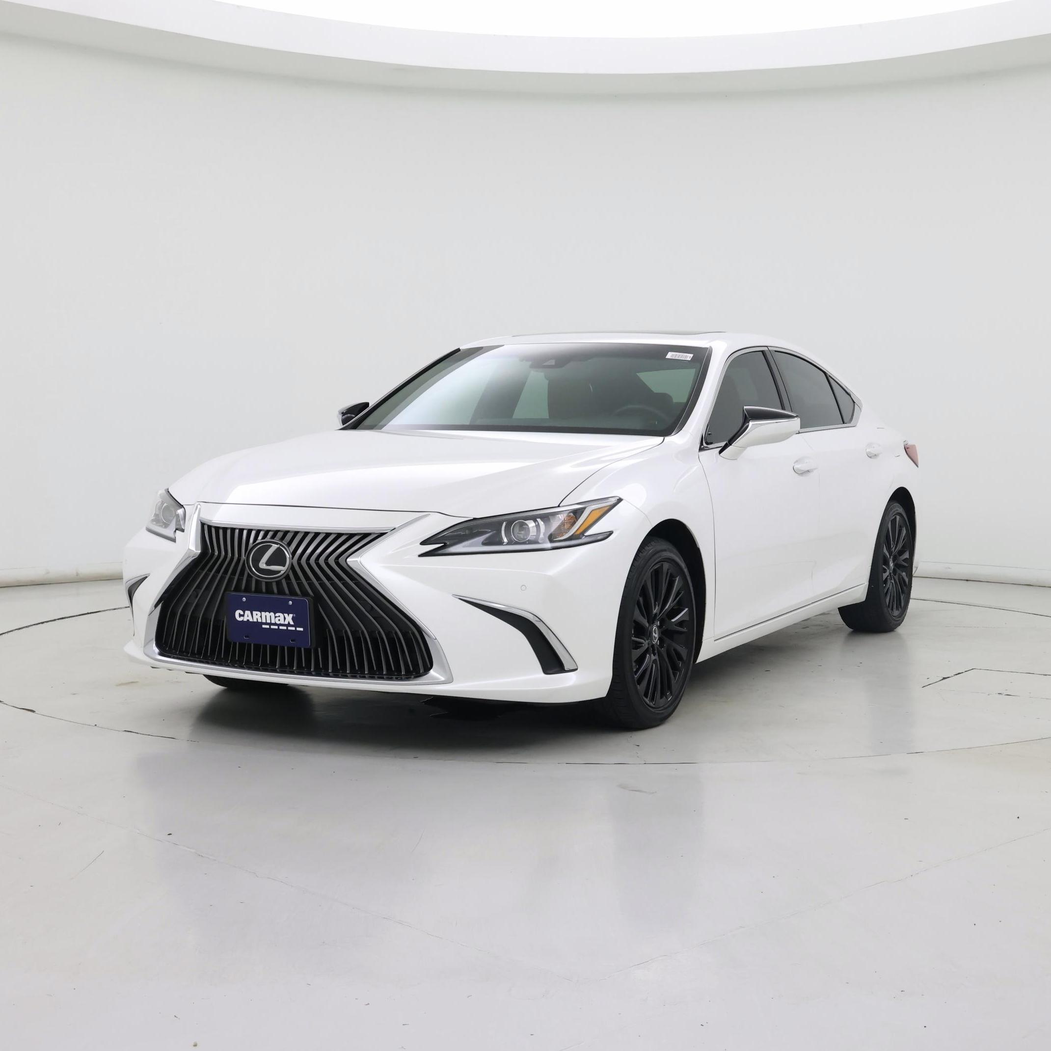 Thumbnail: 2019 Lexus ES - 4