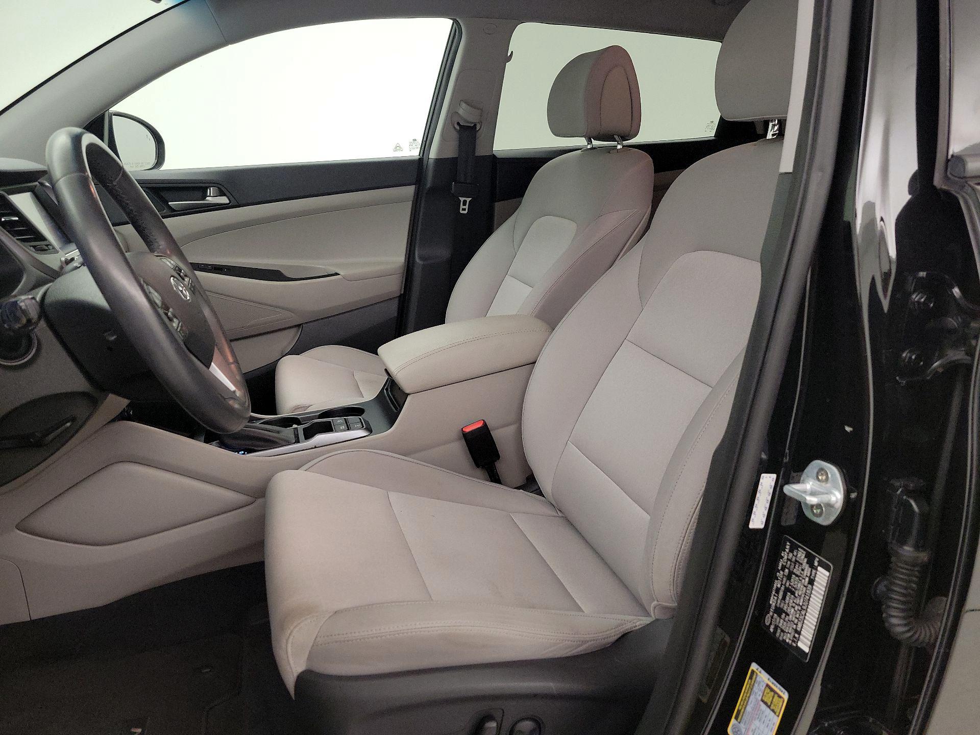 Thumbnail: 2018 Hyundai Tucson - 11