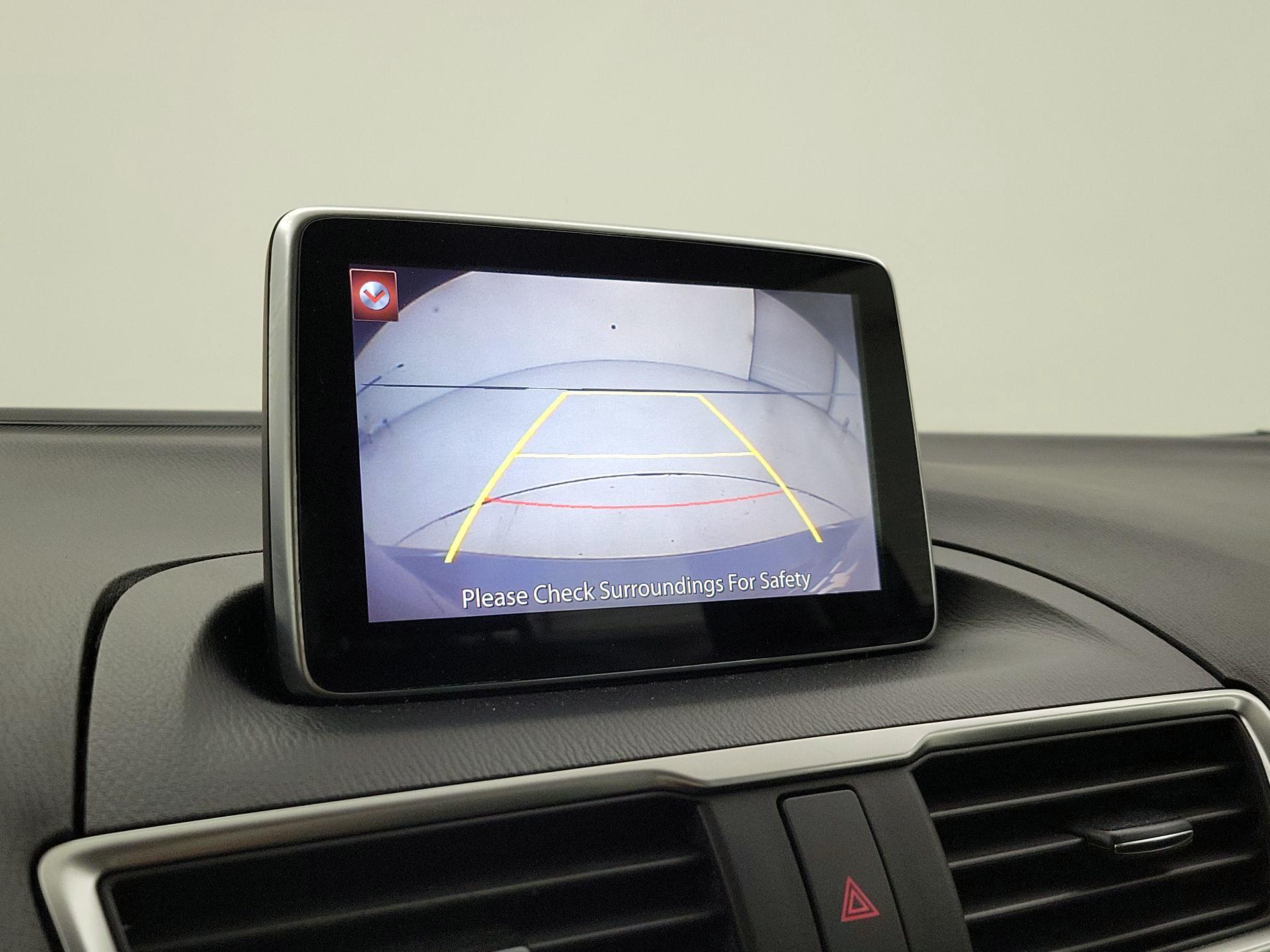 Thumbnail: 2016 Mazda Mazda3 - 14