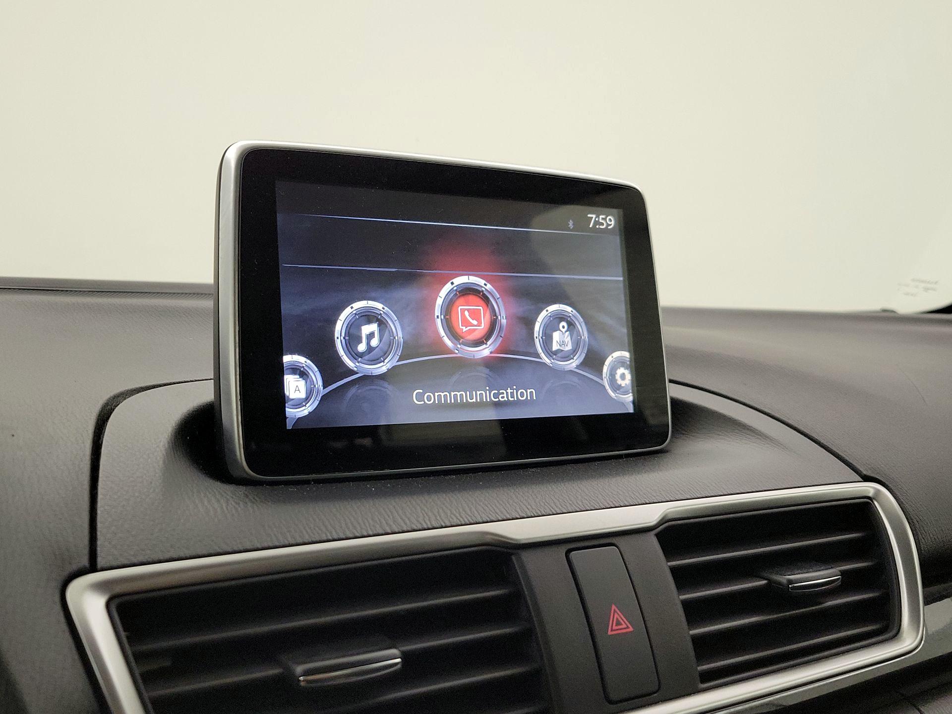 Thumbnail: 2016 Mazda Mazda3 - 15