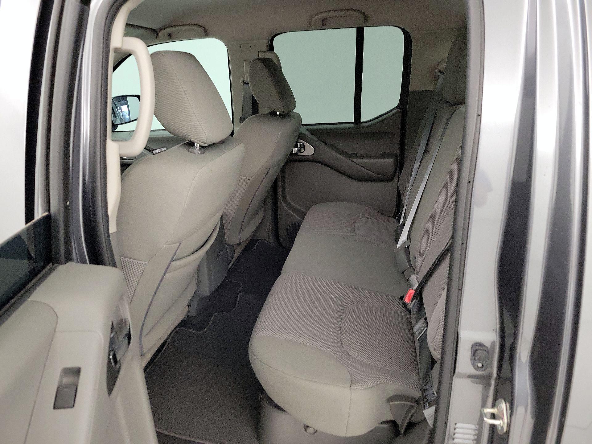 Thumbnail: 2020 Nissan Frontier - 19