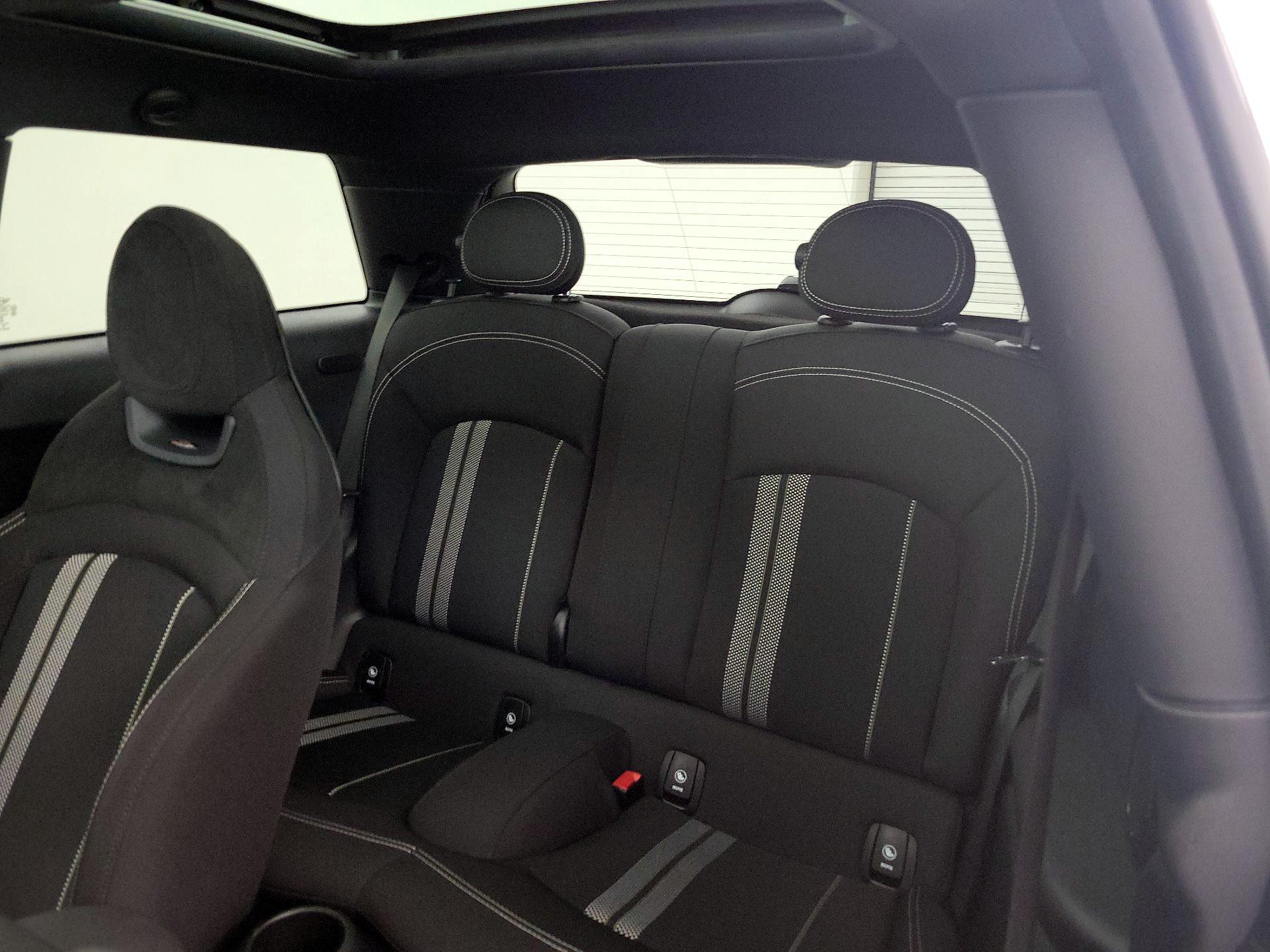 Thumbnail: 2023 MINI Cooper Hardtop - 19