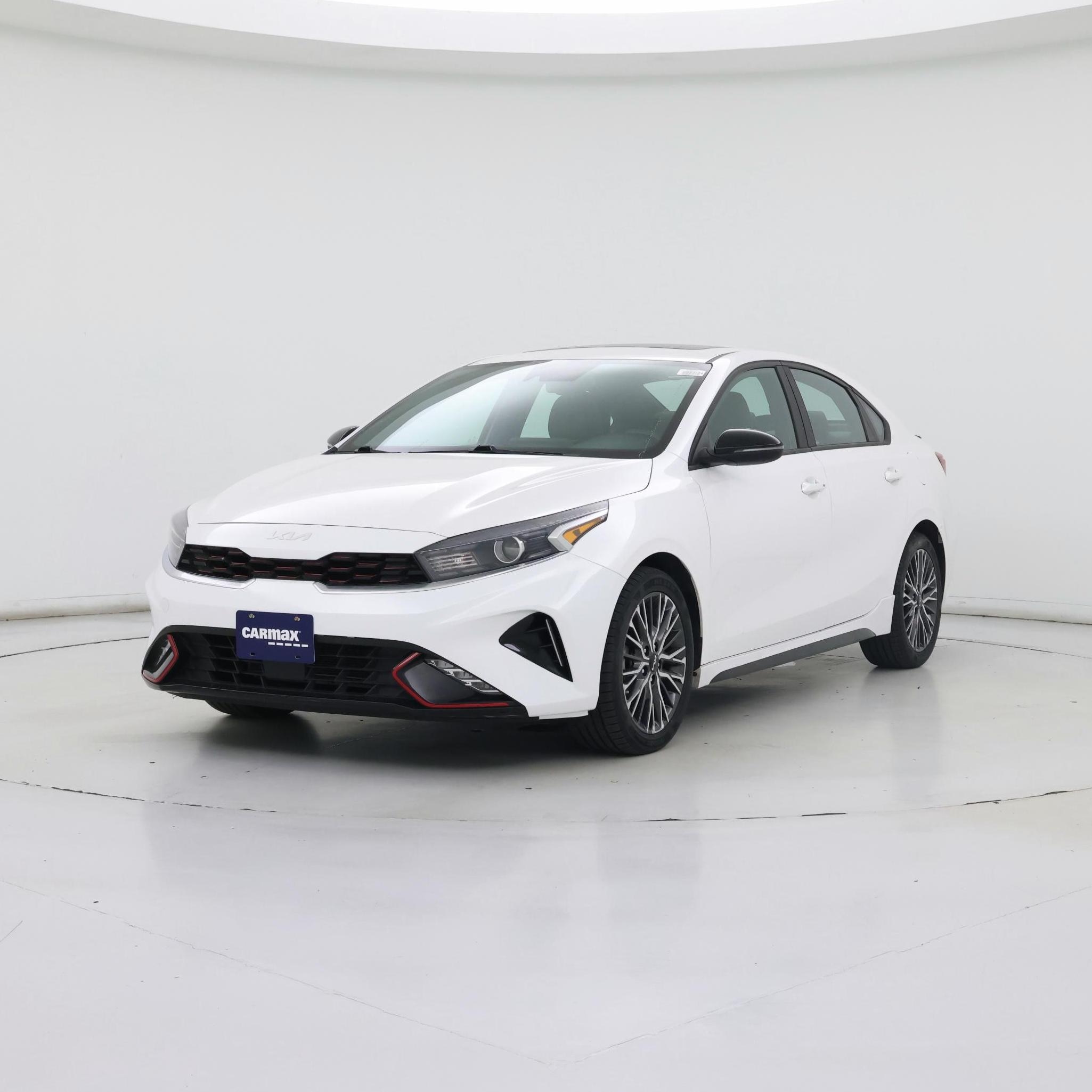 Thumbnail: 2022 Kia Forte - 4