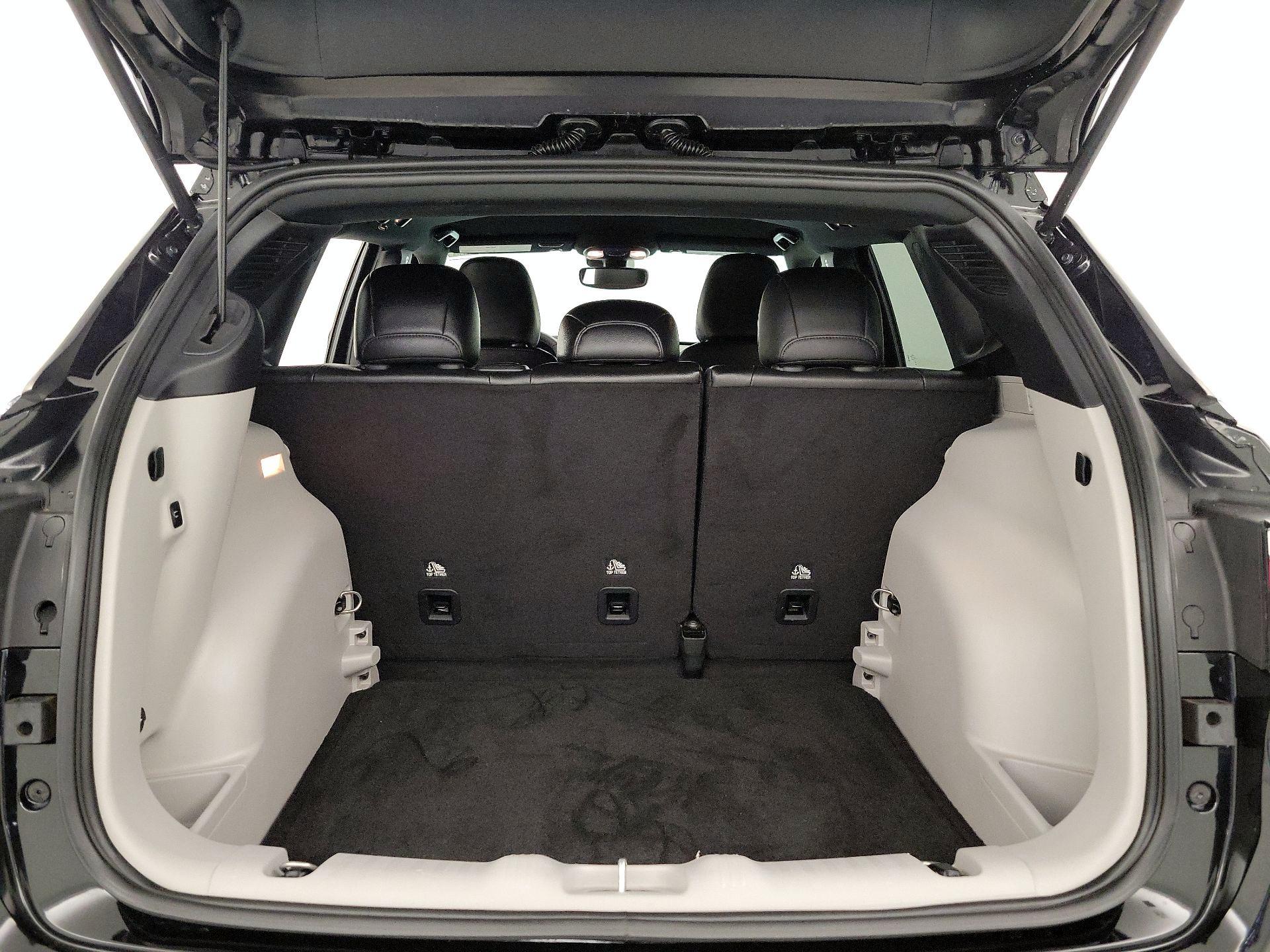 Thumbnail: 2023 Jeep Compass - 19