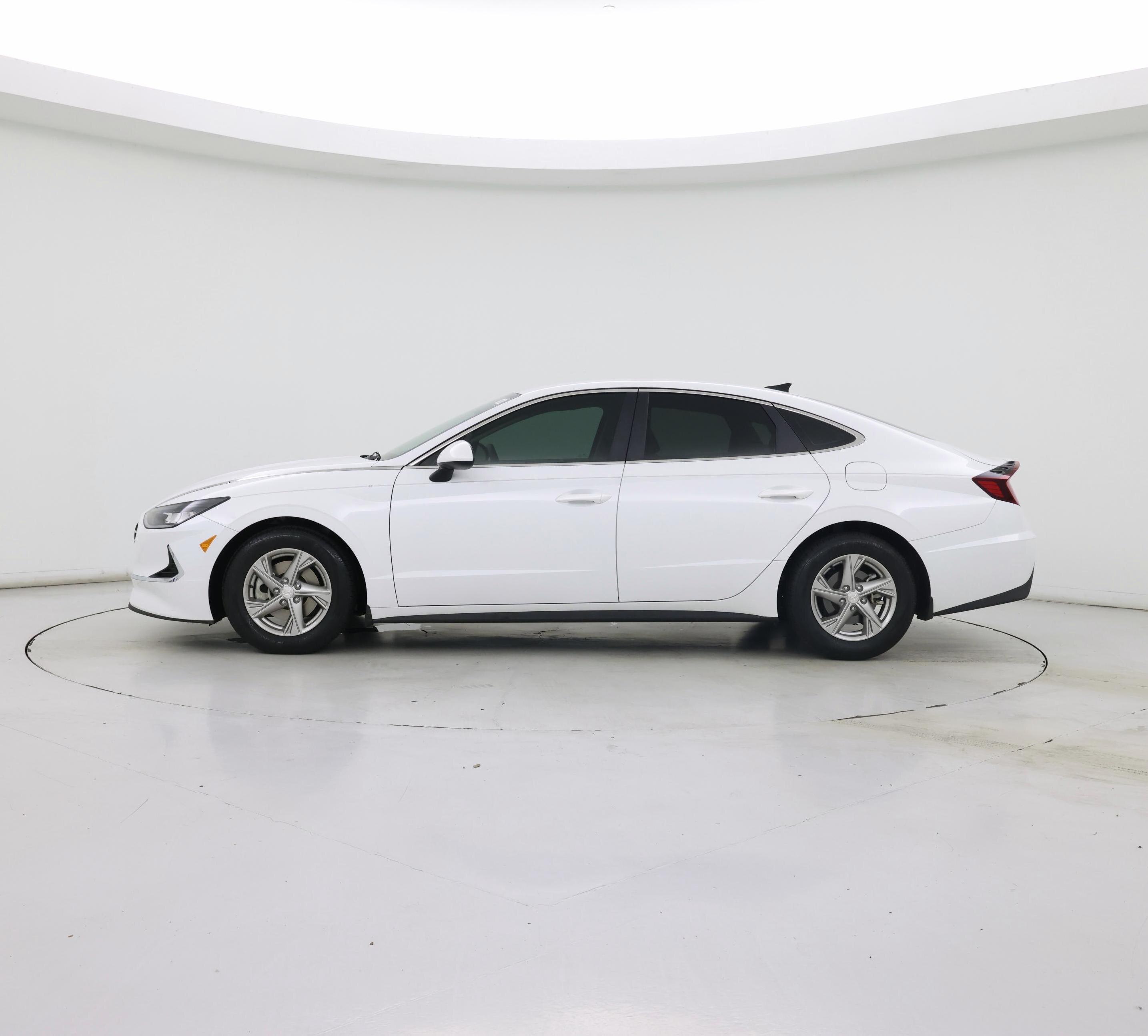 Thumbnail: 2021 Hyundai Sonata - 3