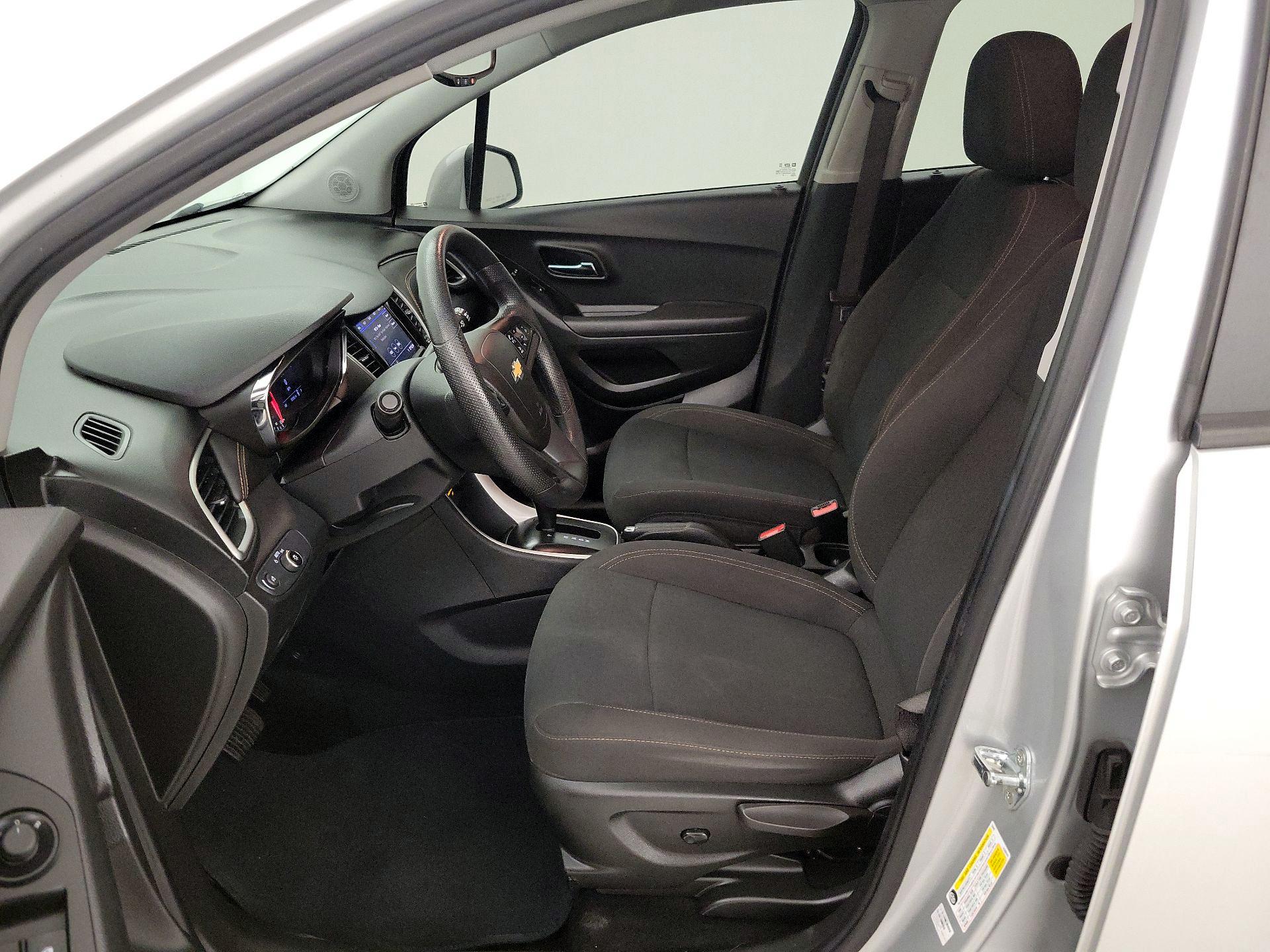 Thumbnail: 2020 Chevrolet Trax - 11
