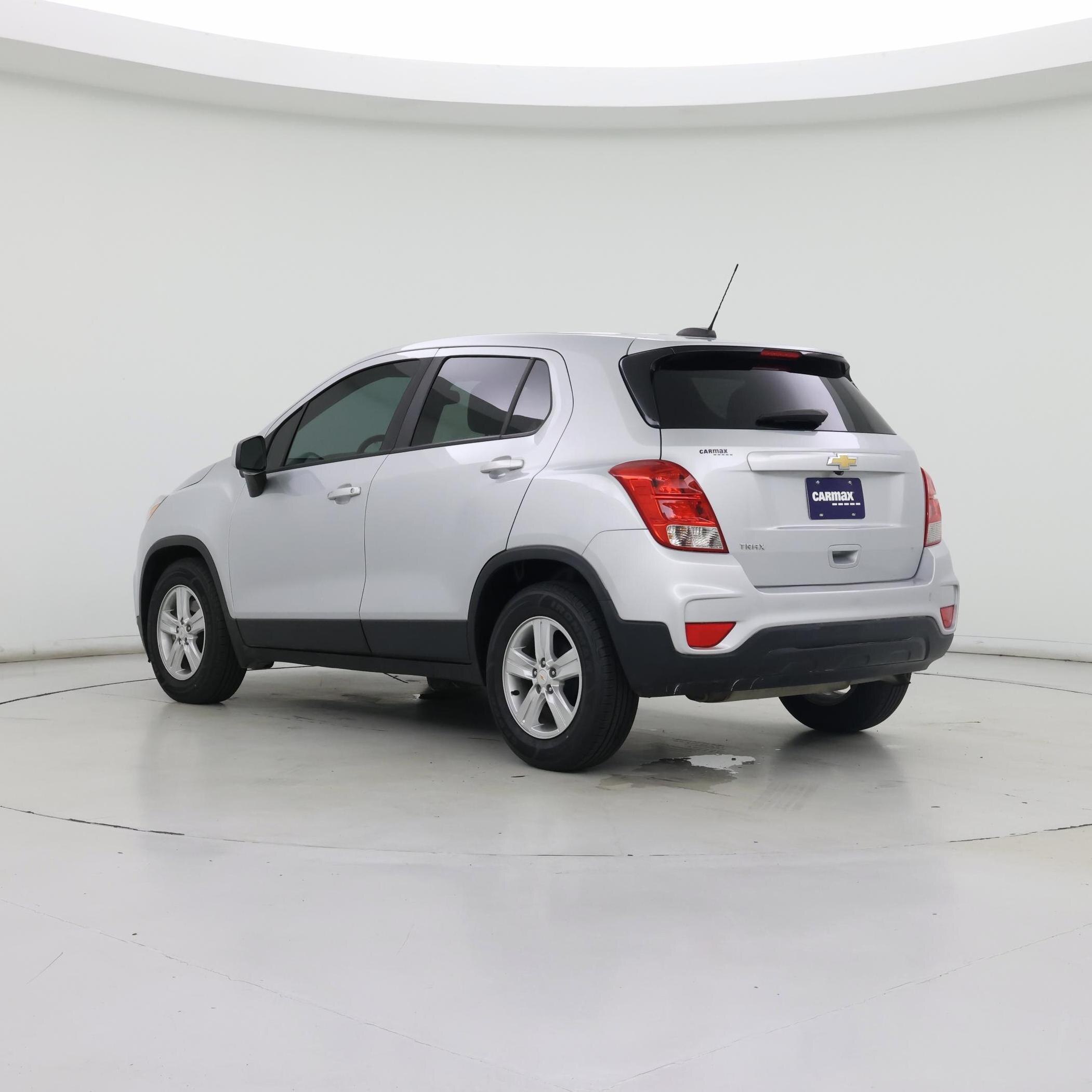 Thumbnail: 2020 Chevrolet Trax - 2