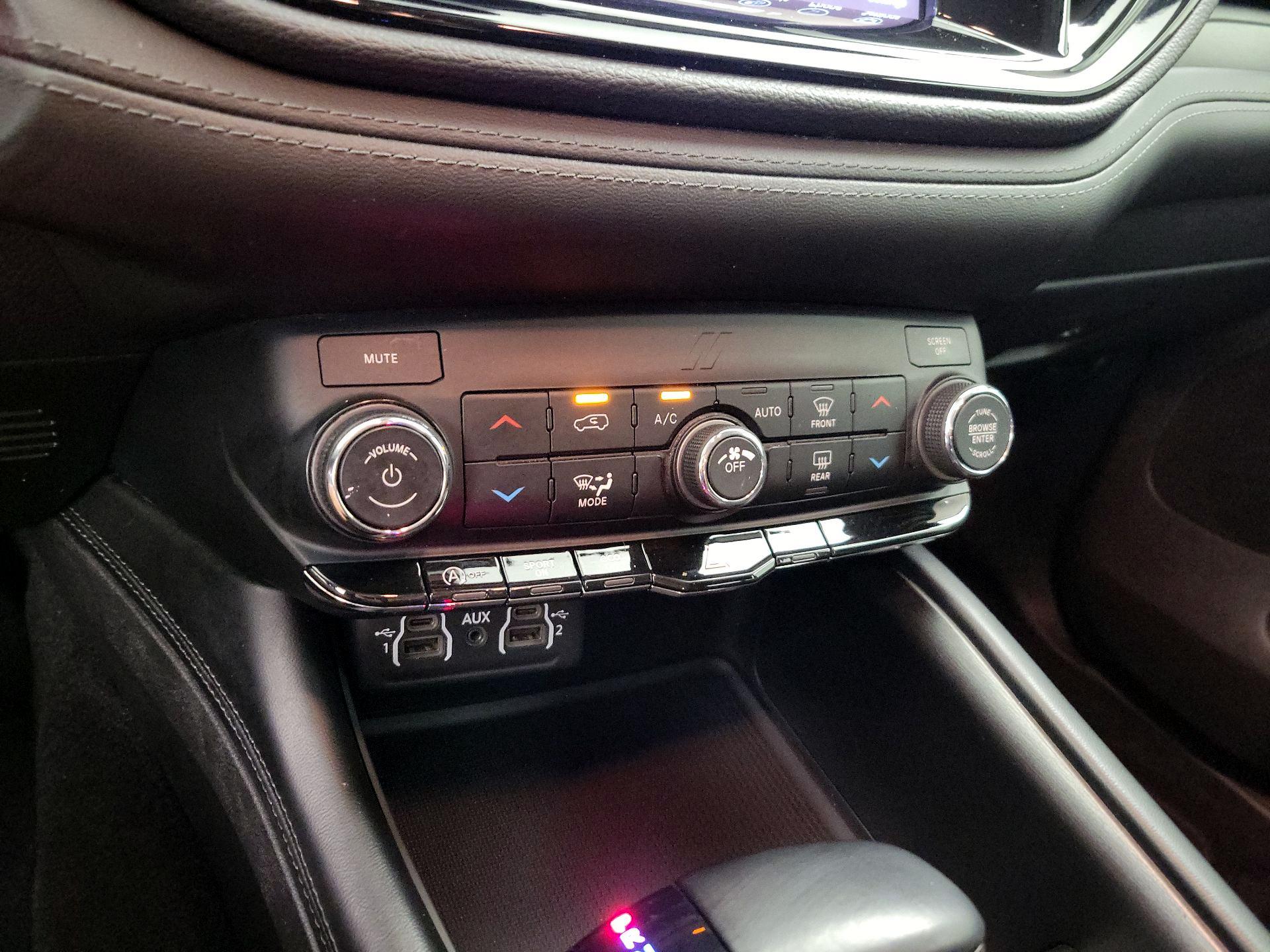 Thumbnail: 2021 Dodge Durango - 16
