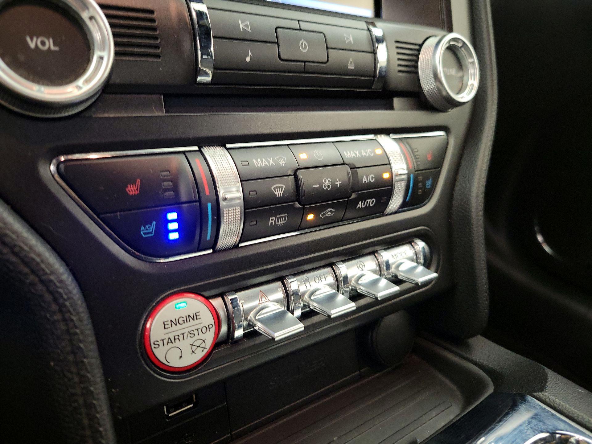 Thumbnail: 2015 Ford Mustang - 16