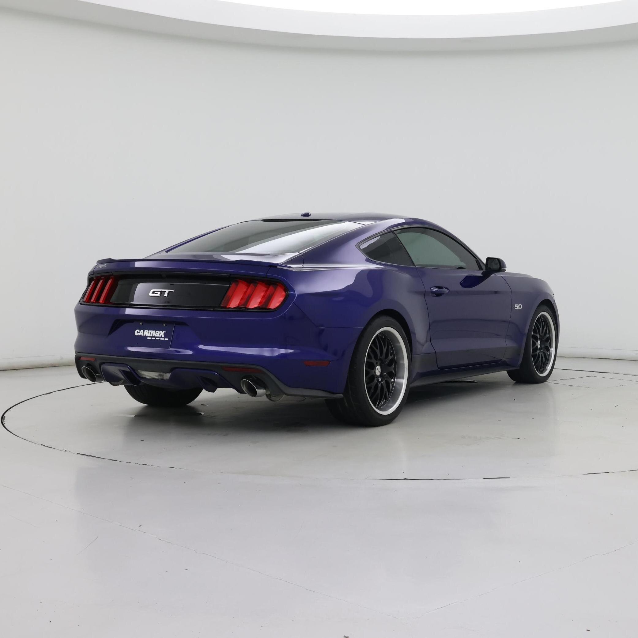 Thumbnail: 2015 Ford Mustang - 8