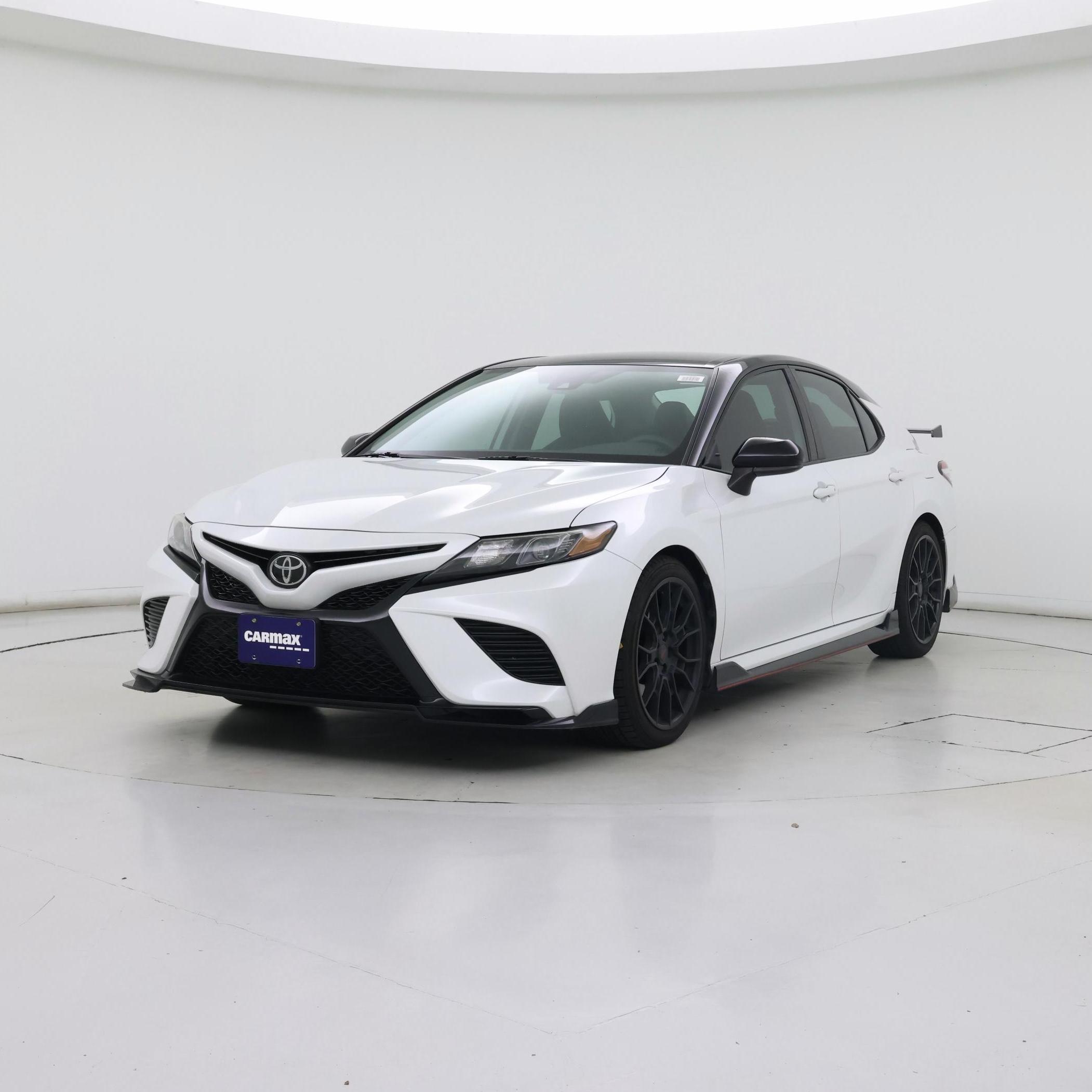 Thumbnail: 2020 Toyota Camry - 4