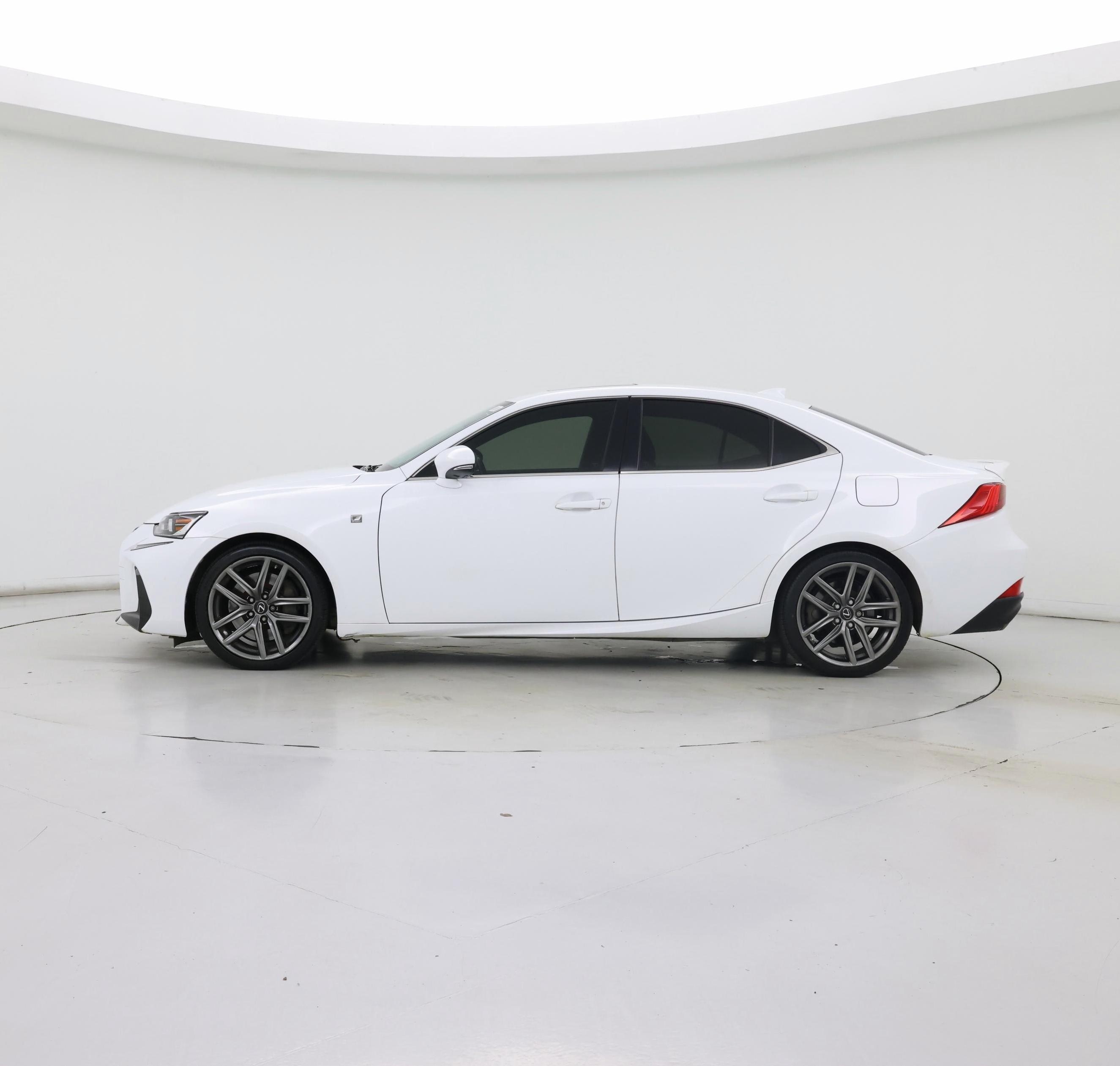 Thumbnail: 2017 Lexus IS - 3
