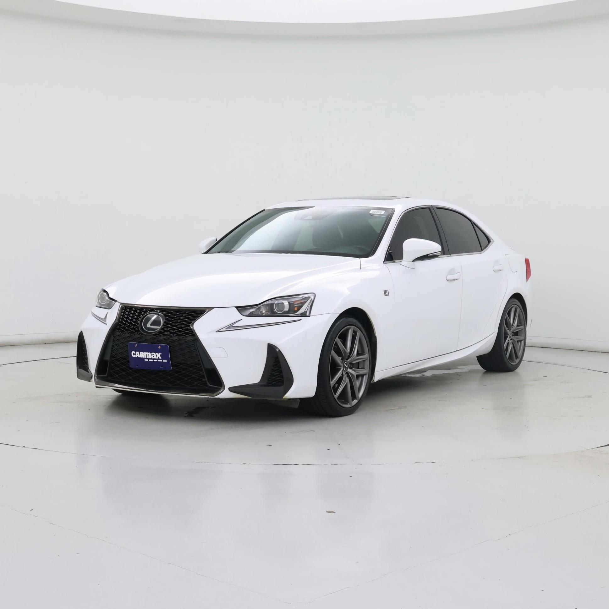 Thumbnail: 2017 Lexus IS - 4