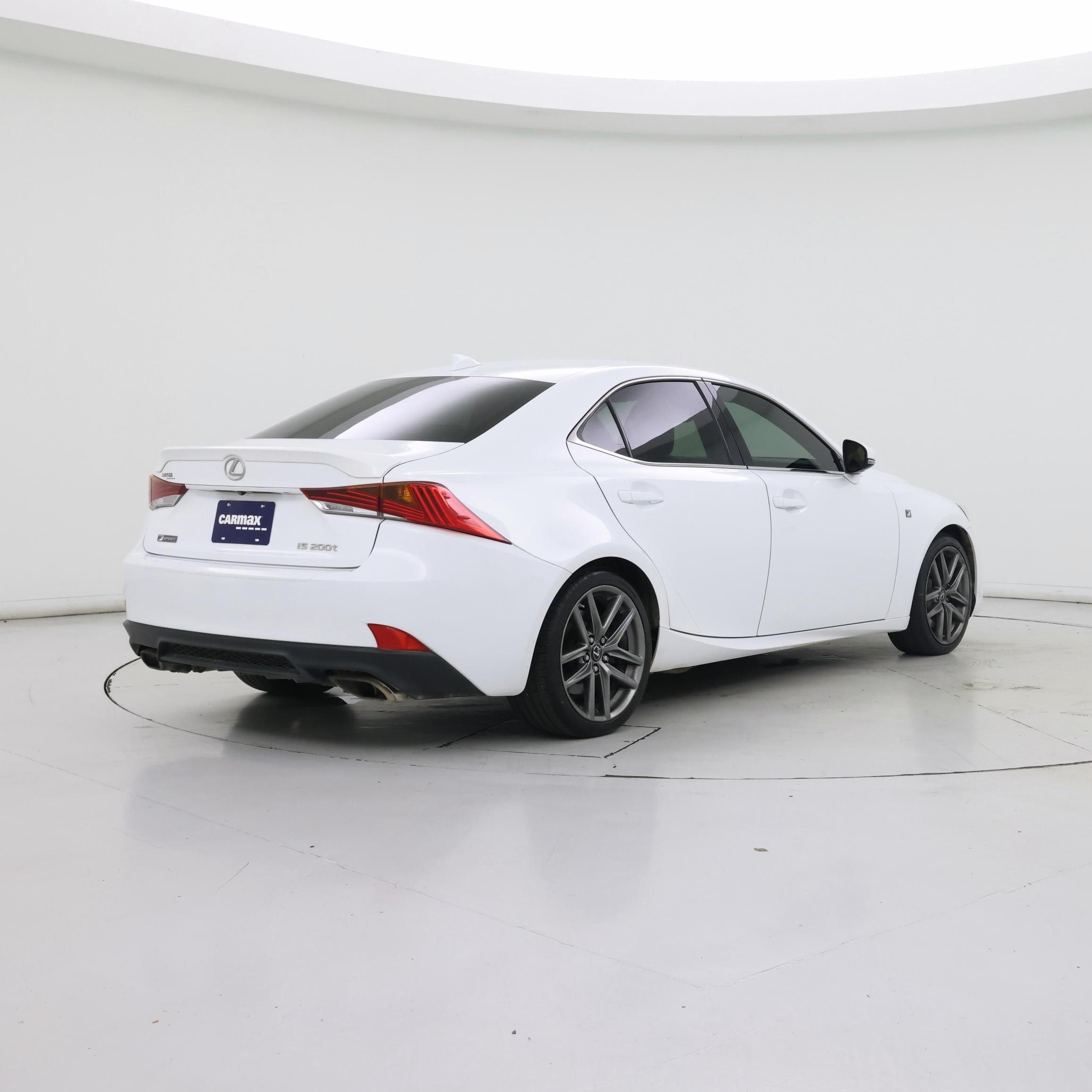 Thumbnail: 2017 Lexus IS - 8