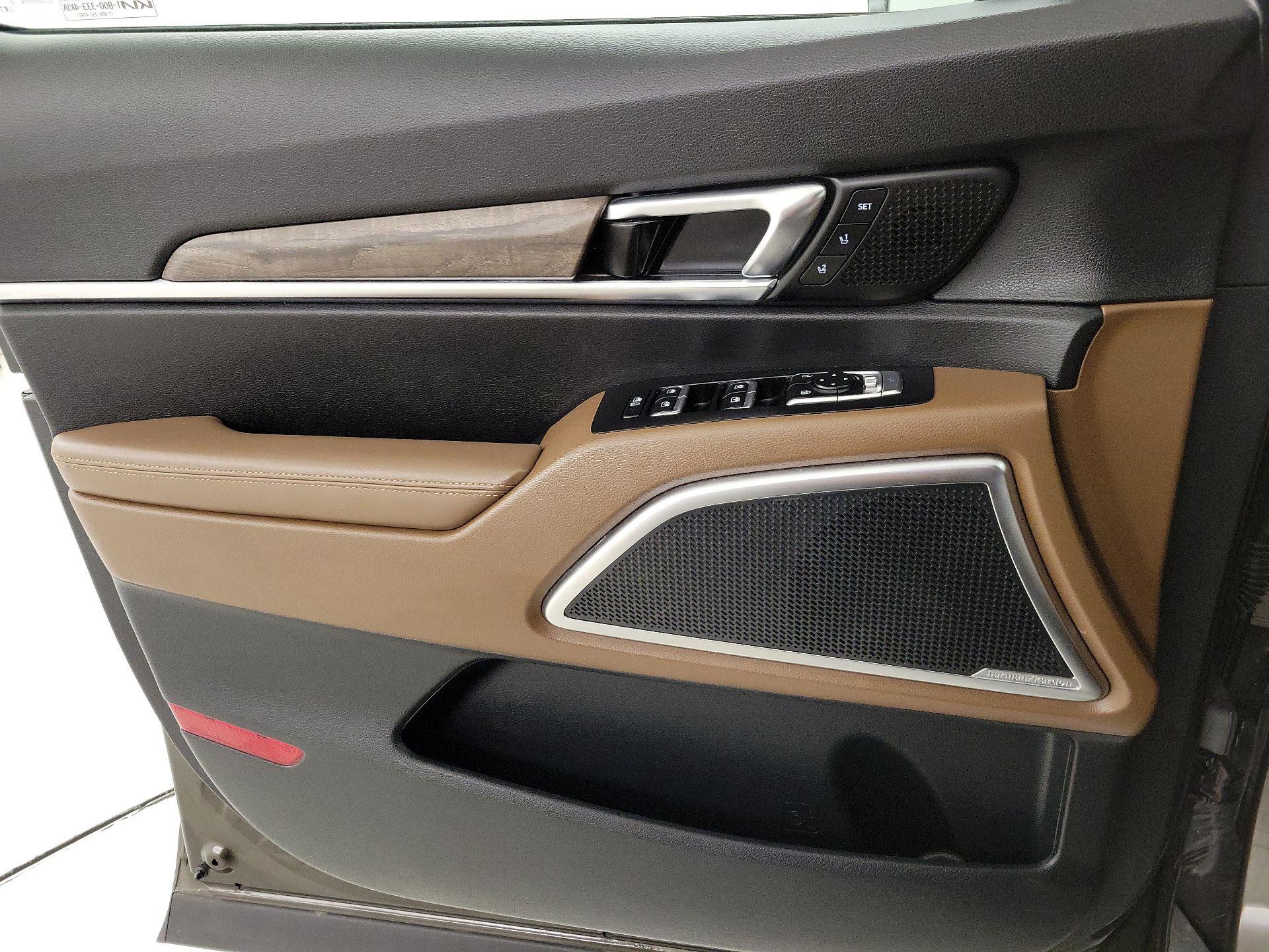 Thumbnail: 2022 Kia Telluride - 12