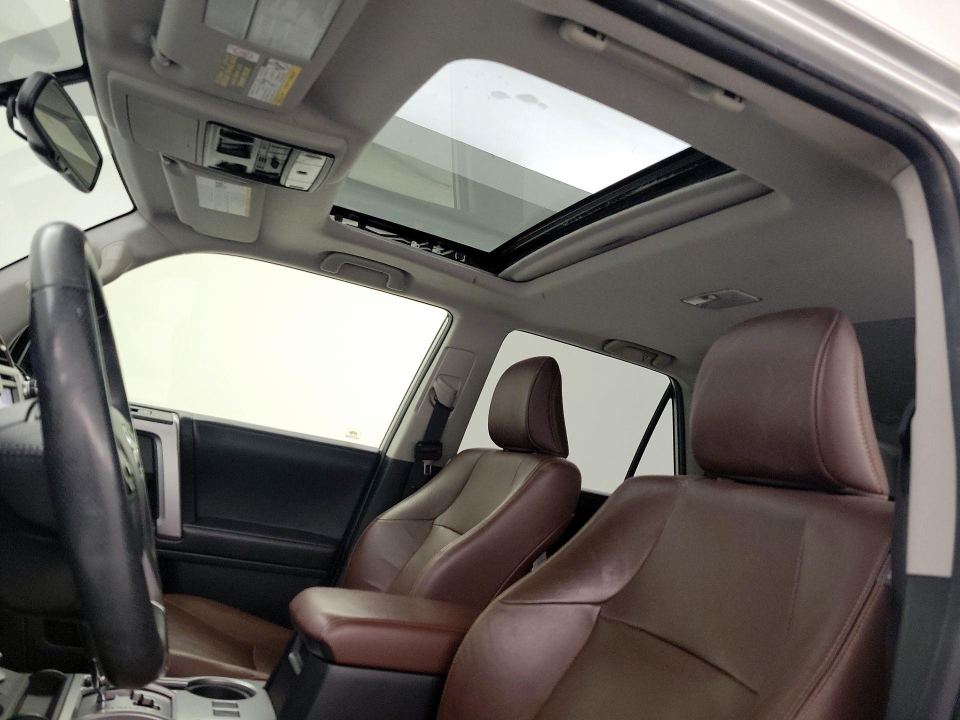 Thumbnail: 2017 Toyota 4Runner - 20