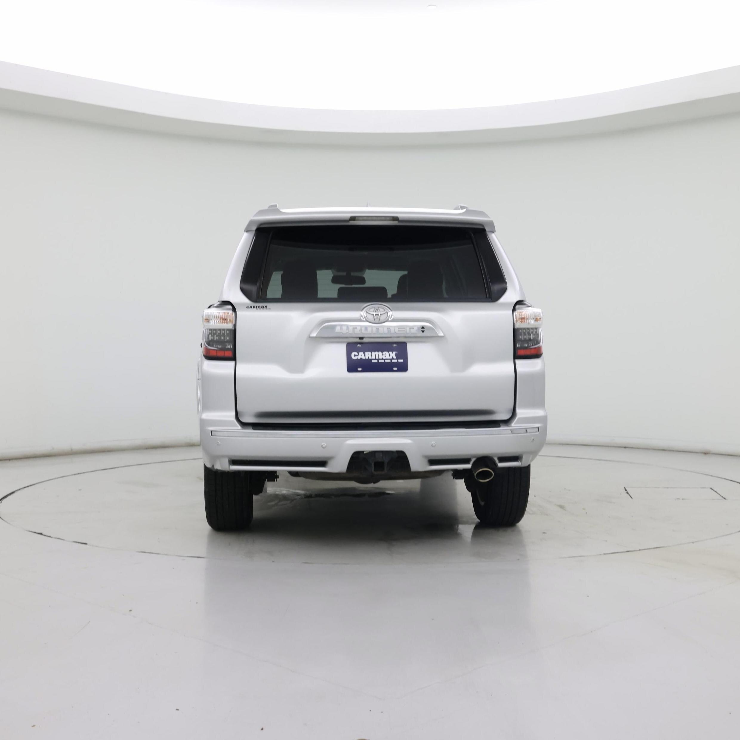 Thumbnail: 2017 Toyota 4Runner - 6