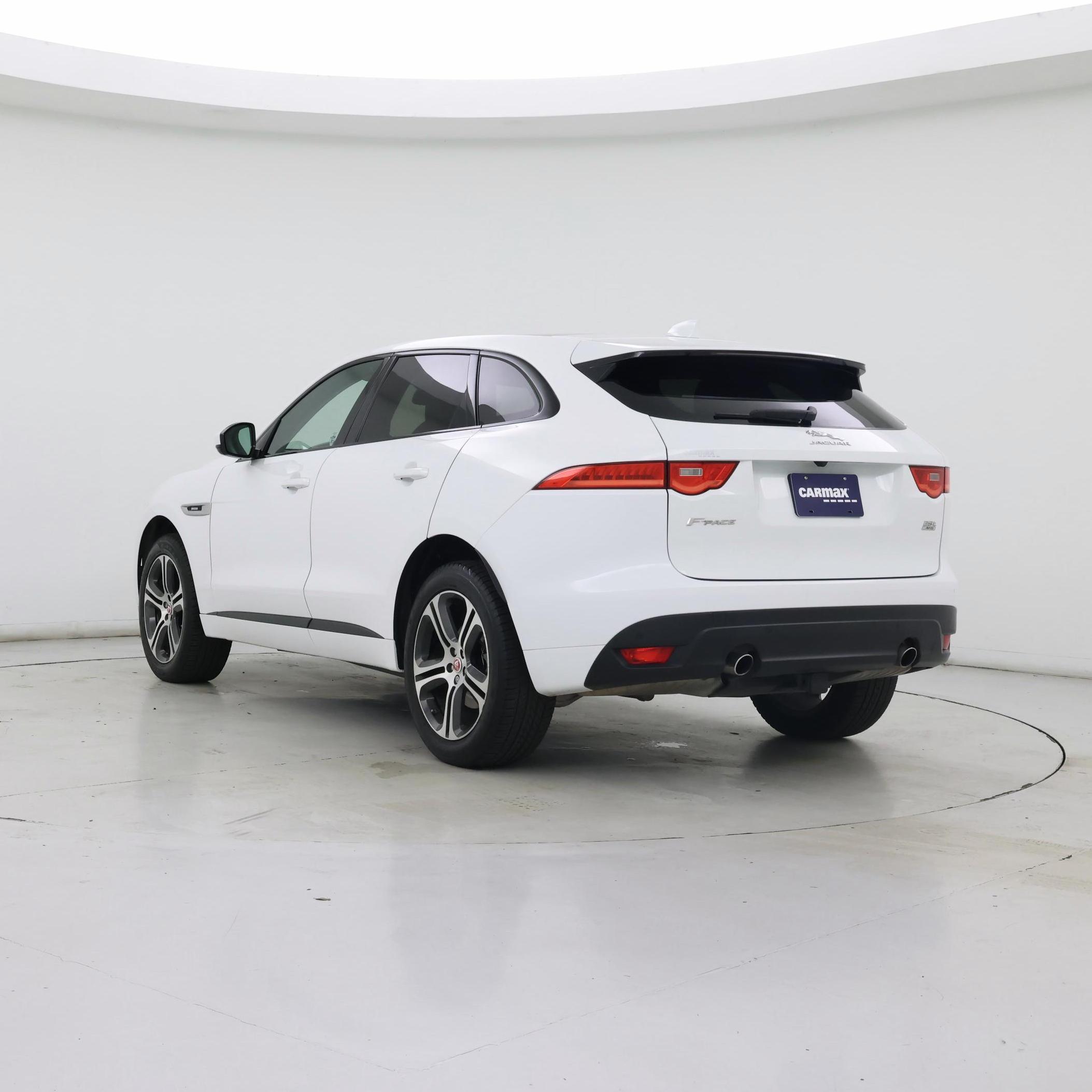 Thumbnail: 2018 Jaguar F-Pace - 2