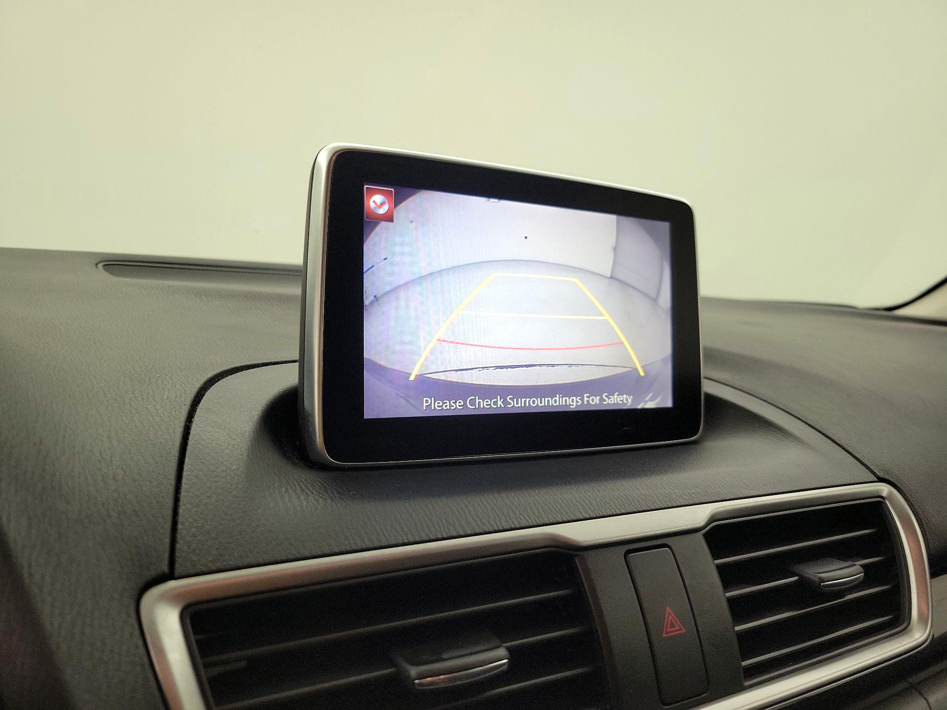 Thumbnail: 2016 Mazda Mazda3 - 14