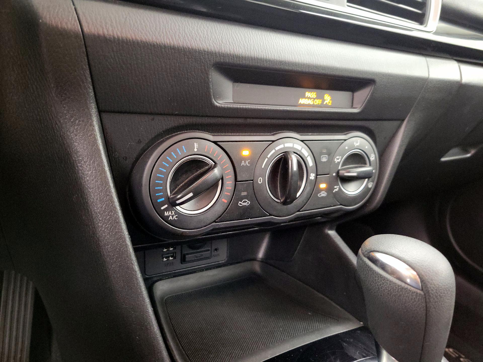 Thumbnail: 2016 Mazda Mazda3 - 16