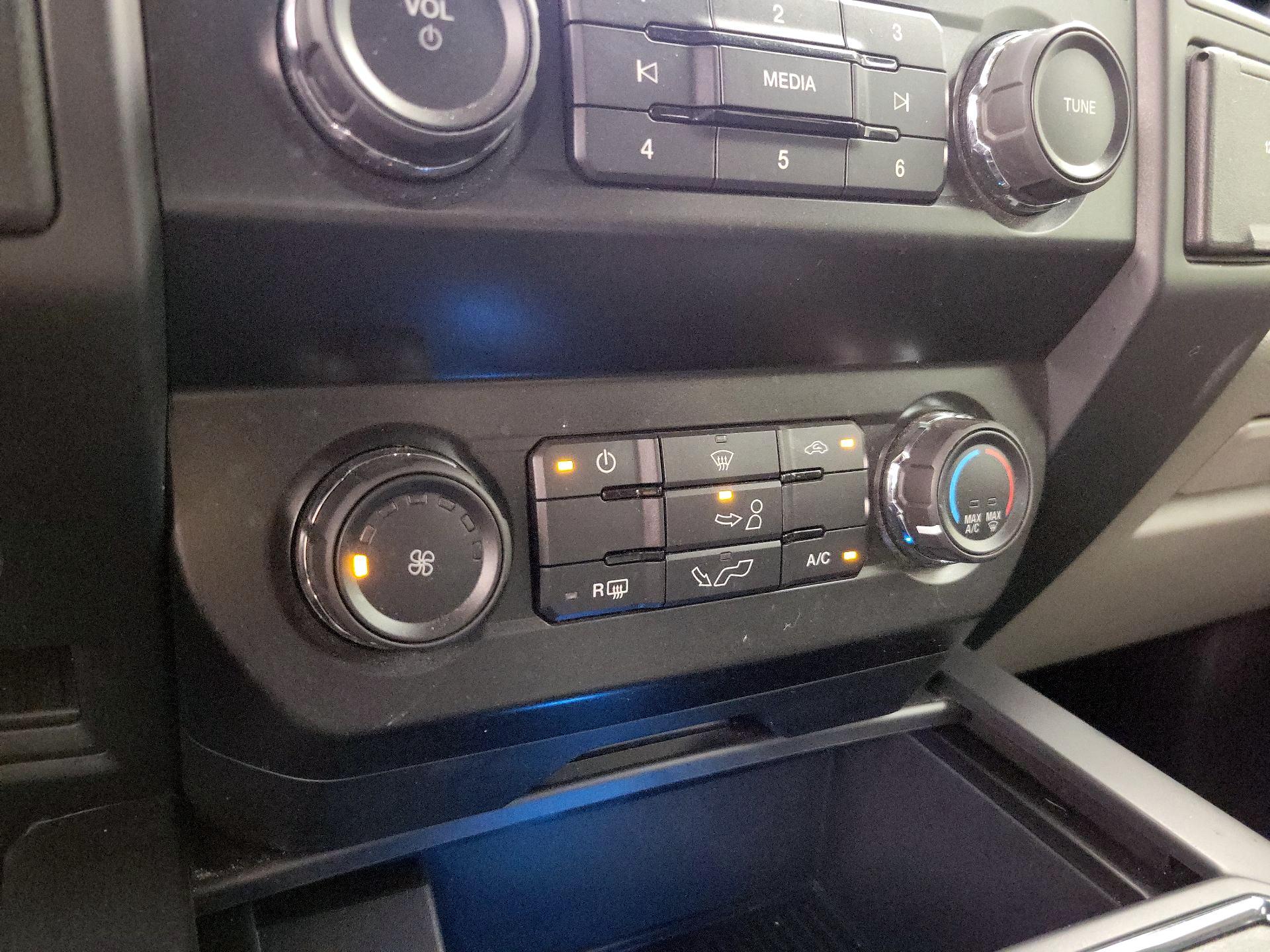 Thumbnail: 2019 Ford F-150 - 16