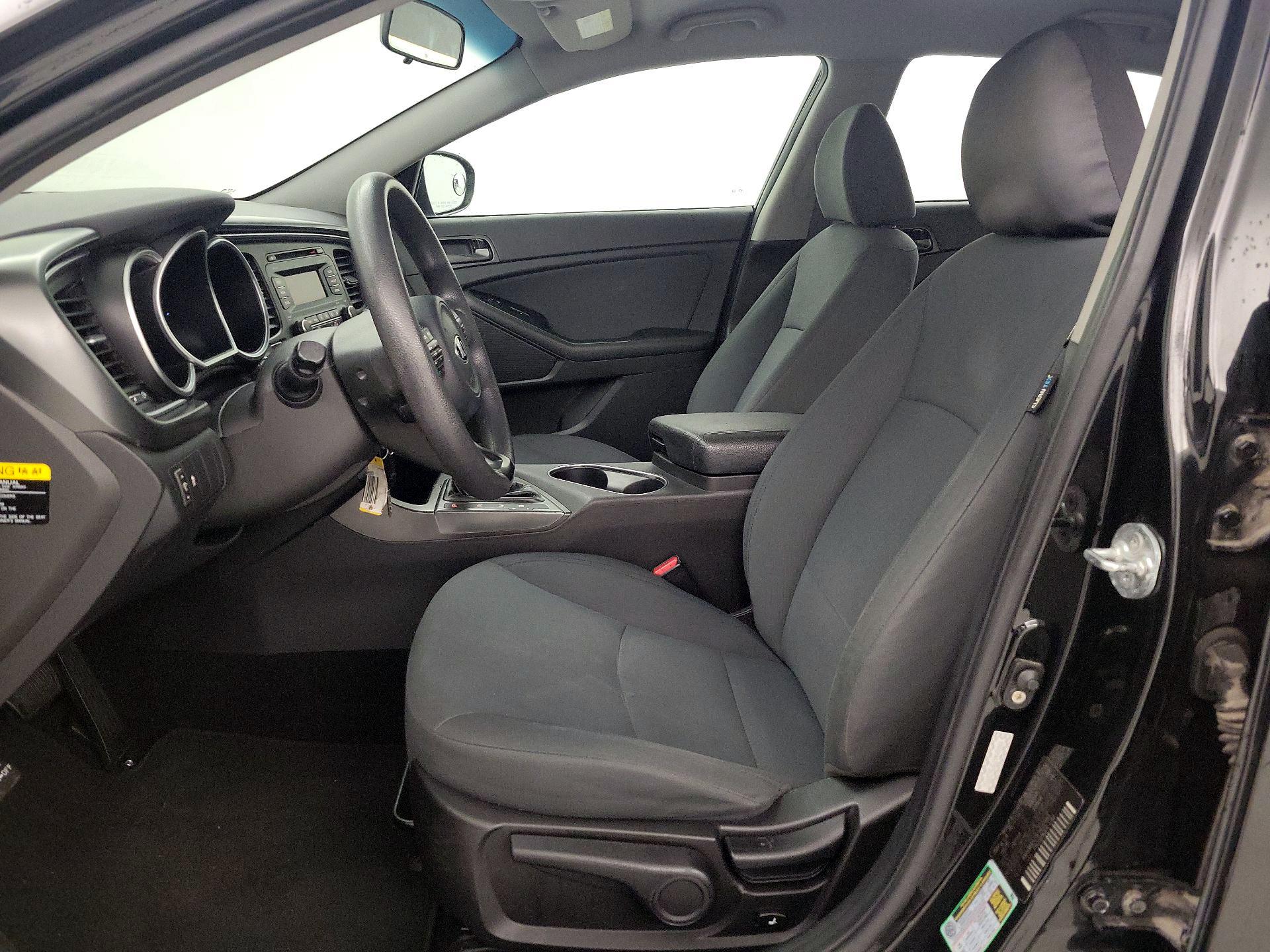 Thumbnail: 2015 Kia Optima - 11