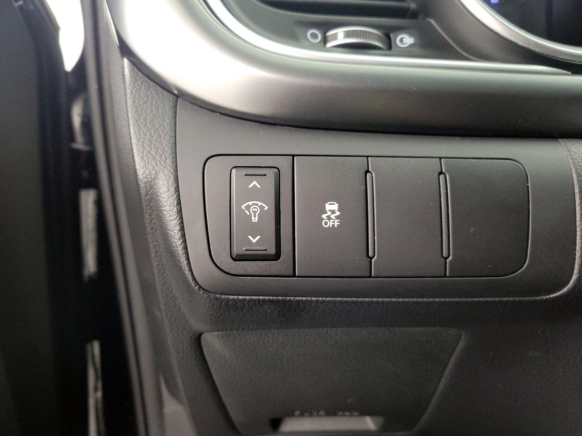 Thumbnail: 2015 Kia Optima - 13