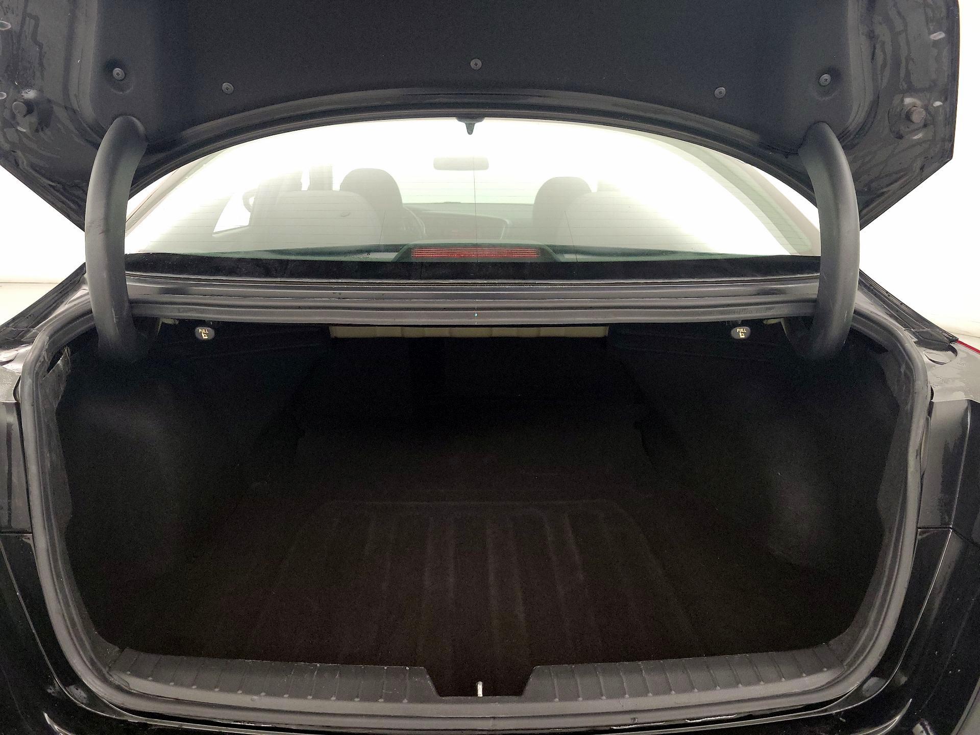 Thumbnail: 2015 Kia Optima - 18