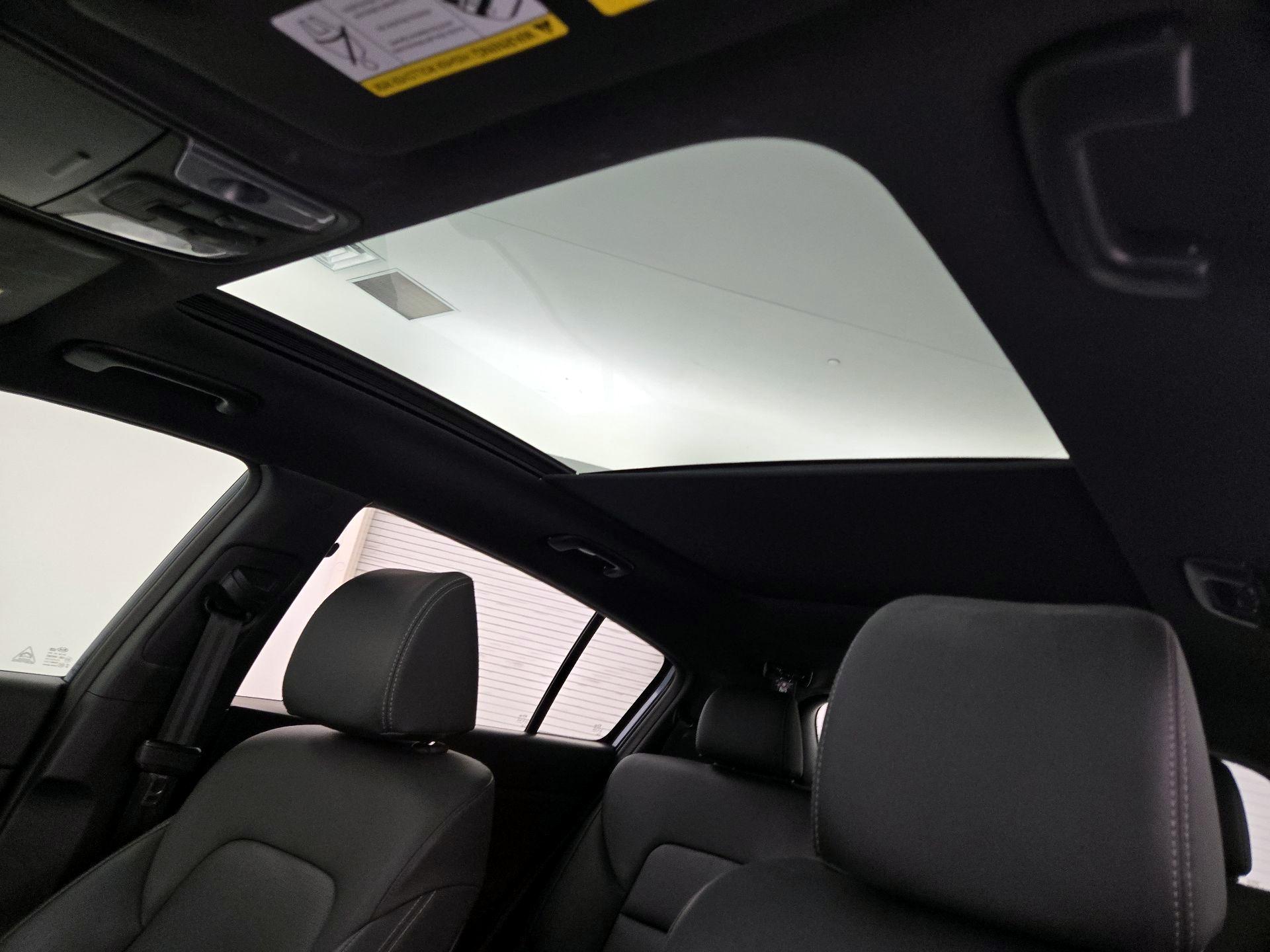 Thumbnail: 2022 Kia Sportage - 19