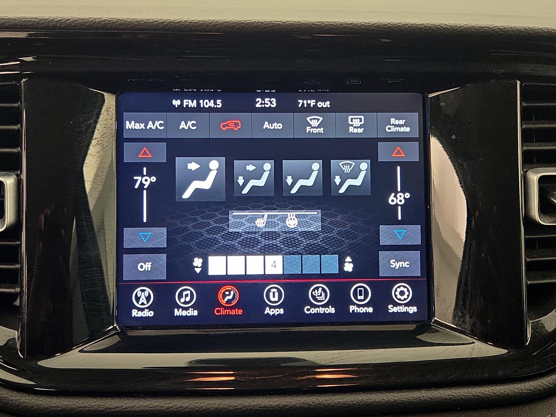 Thumbnail: 2021 Dodge Durango - 16