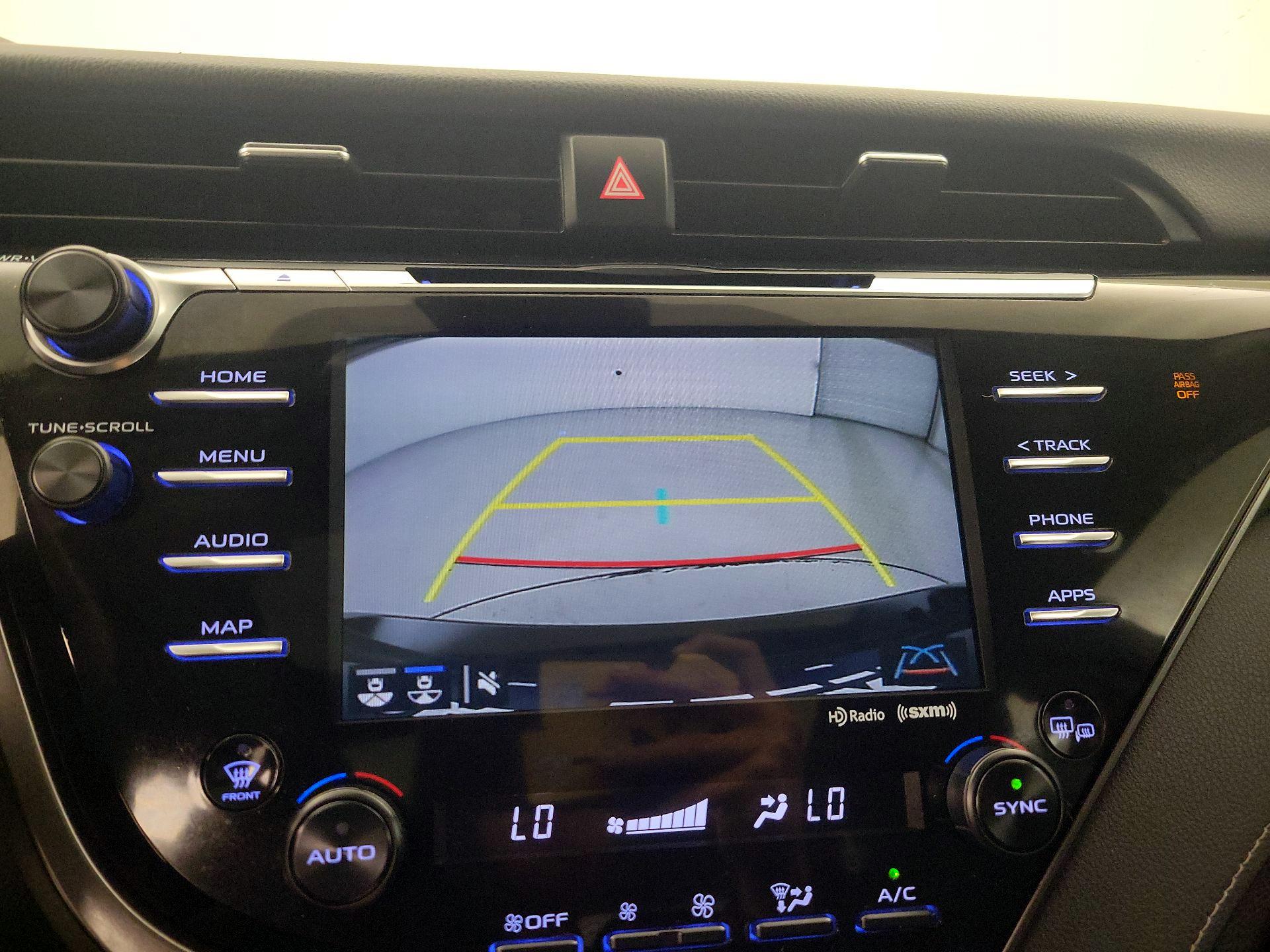 Thumbnail: 2020 Toyota Camry - 14