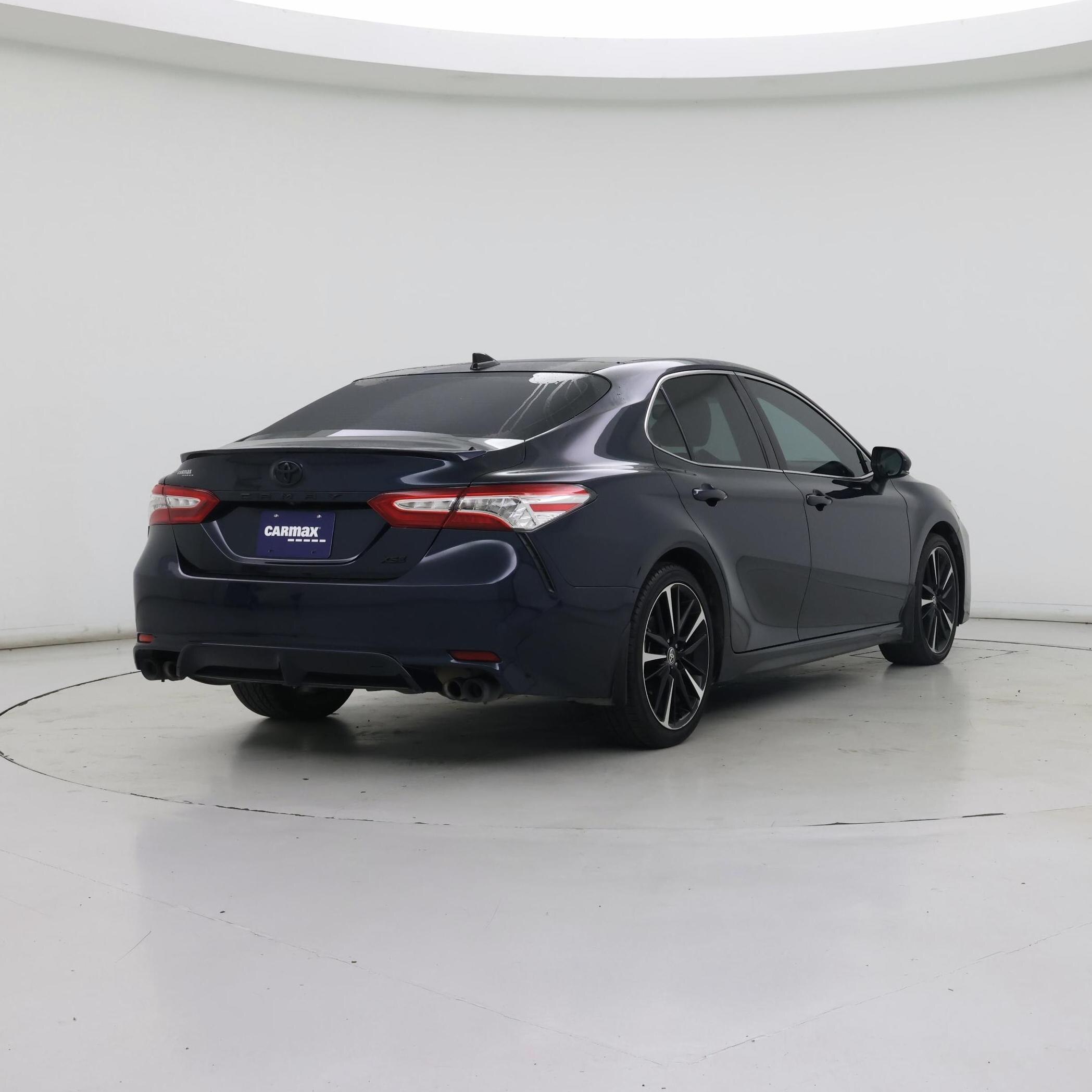 Thumbnail: 2020 Toyota Camry - 8