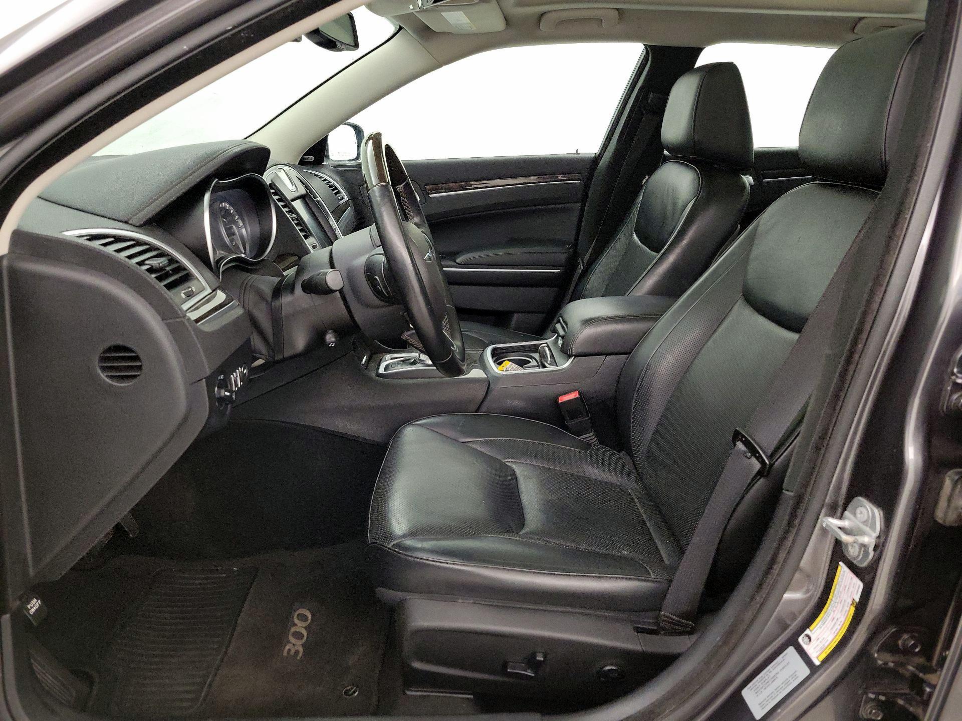 Thumbnail: 2015 Chrysler 300 - 11
