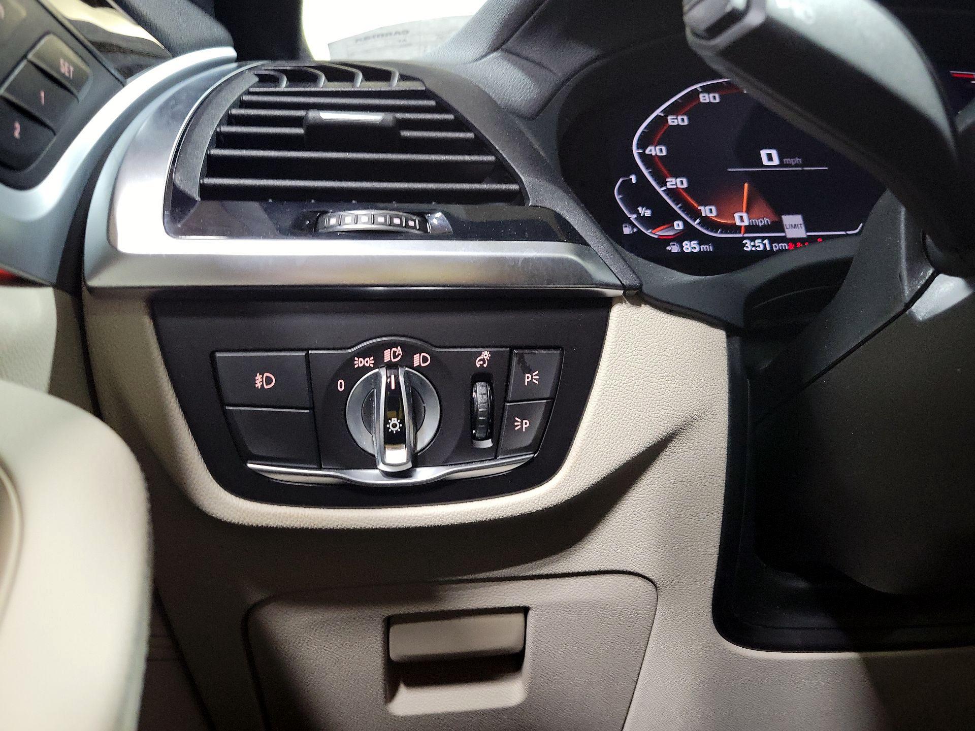 Thumbnail: 2021 BMW X3 - 13