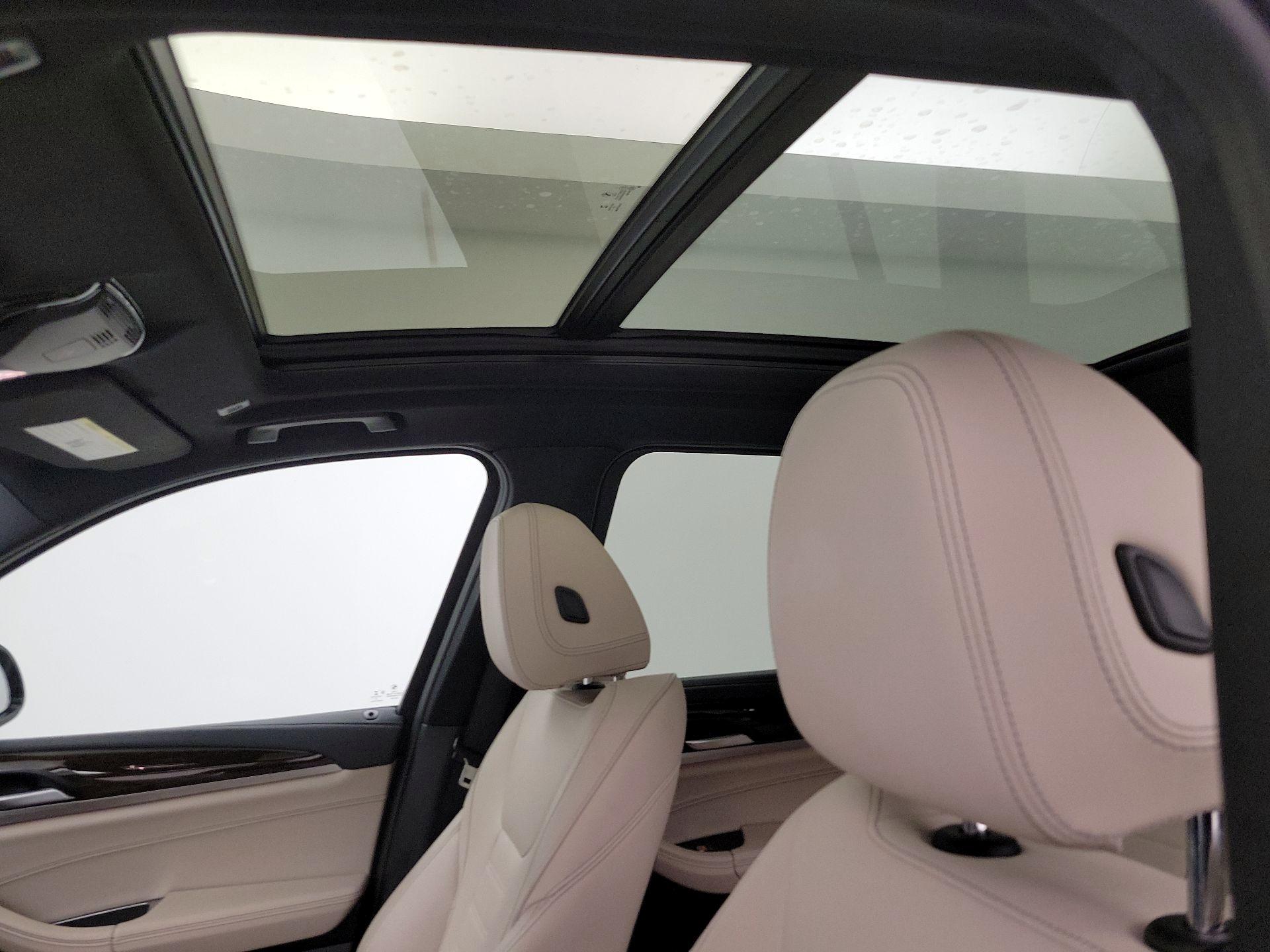 Thumbnail: 2021 BMW X3 - 18