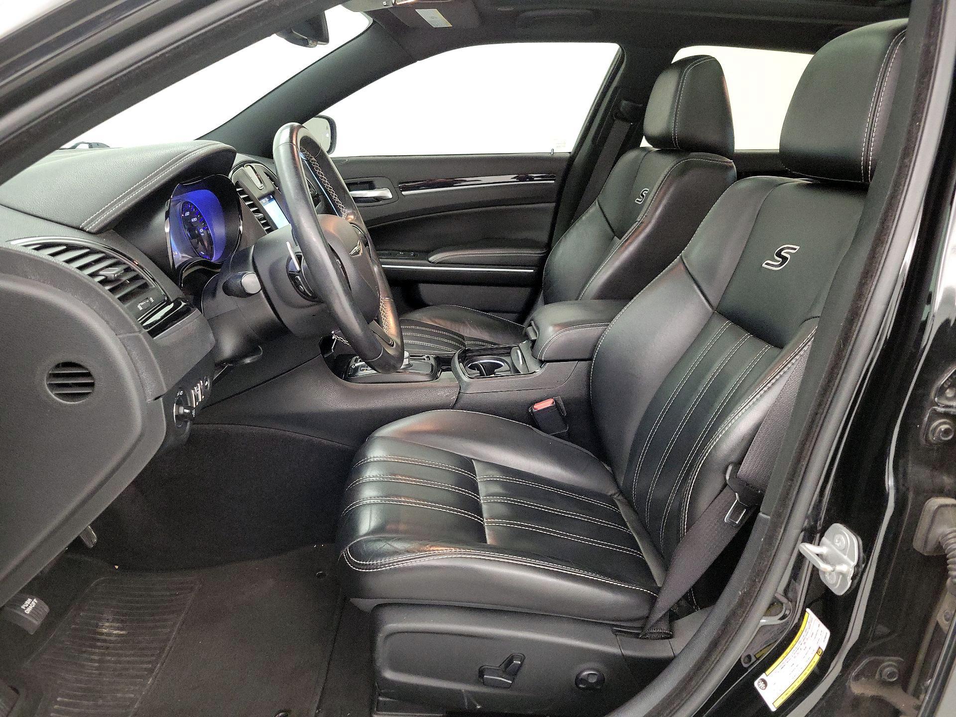 Thumbnail: 2018 Chrysler 300 - 11