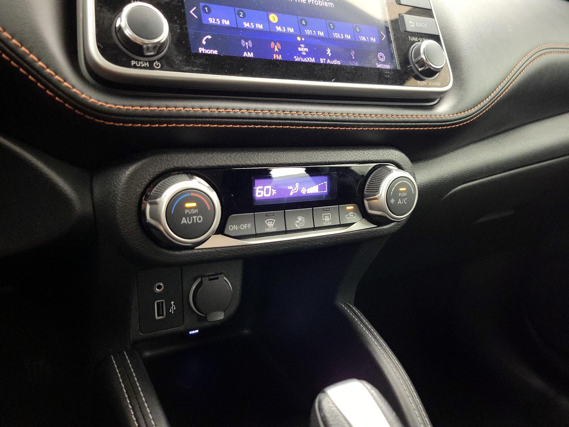 Thumbnail: 2018 Nissan Kicks - 16