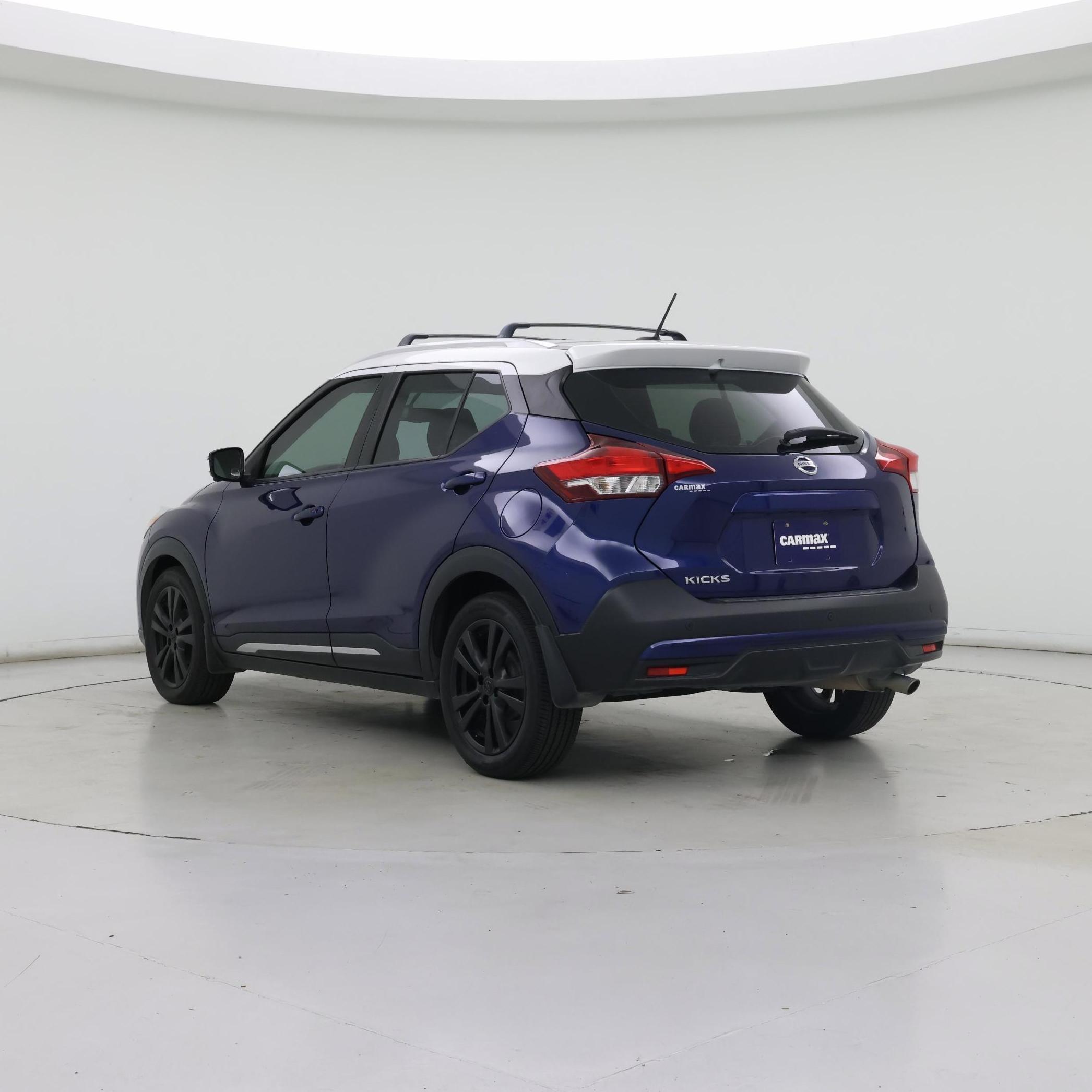 Thumbnail: 2018 Nissan Kicks - 2