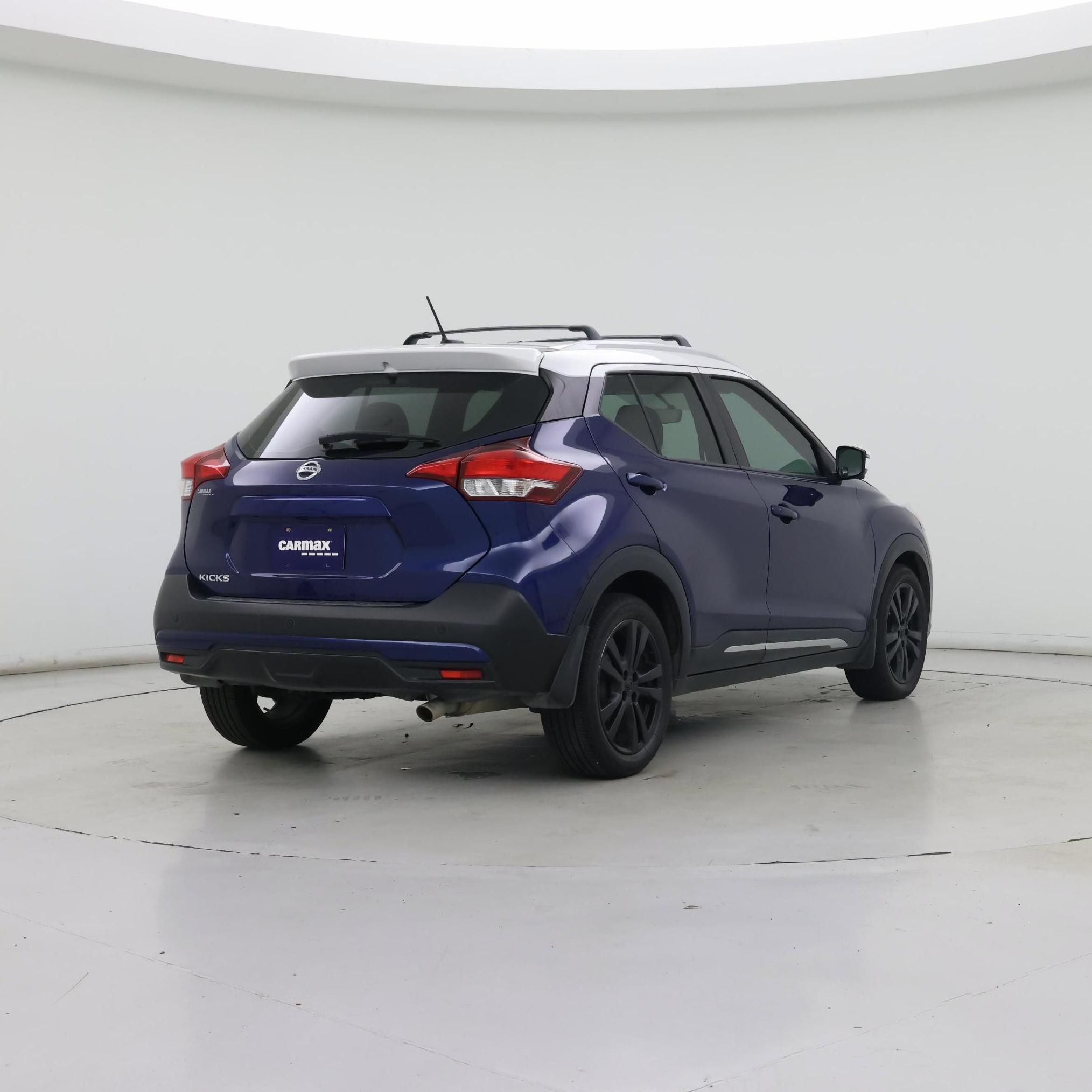 Thumbnail: 2018 Nissan Kicks - 8