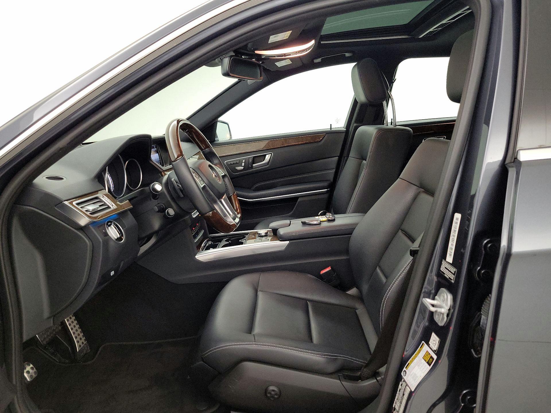 Thumbnail: 2015 Mercedes-Benz E-Class - 11