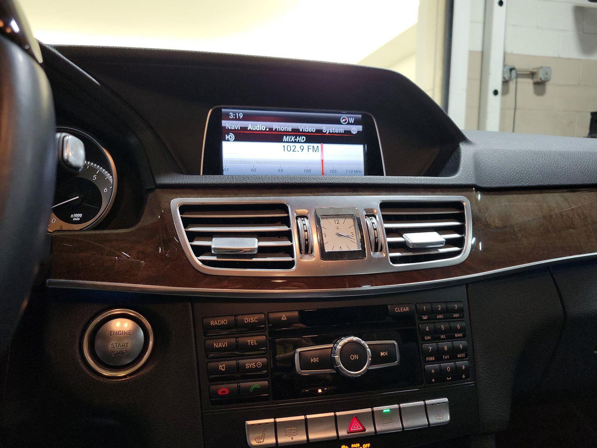 Thumbnail: 2015 Mercedes-Benz E-Class - 14