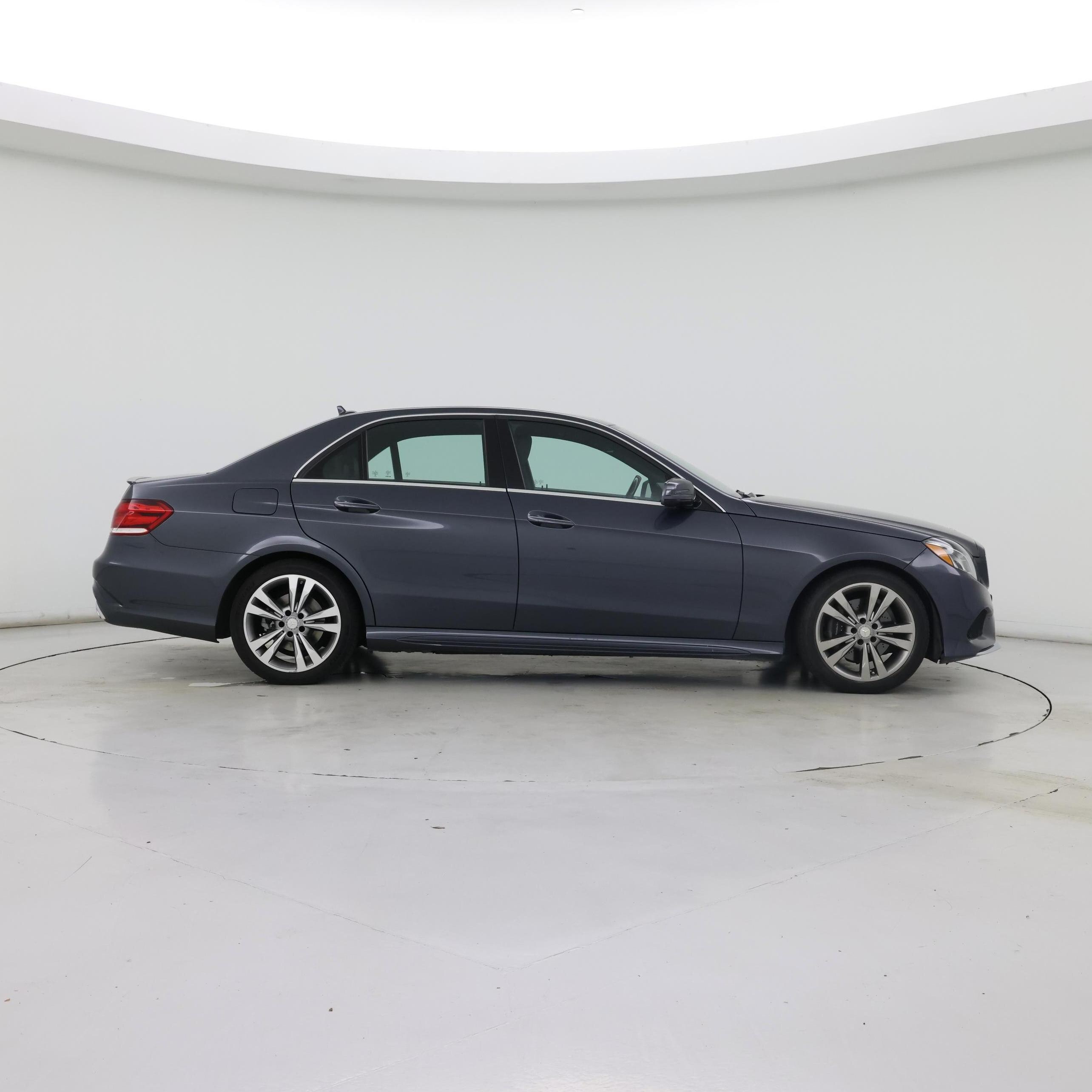 Thumbnail: 2015 Mercedes-Benz E-Class - 7