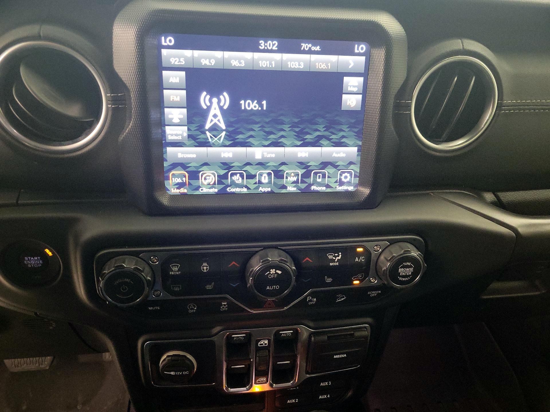 Thumbnail: 2018 Jeep Wrangler - 16